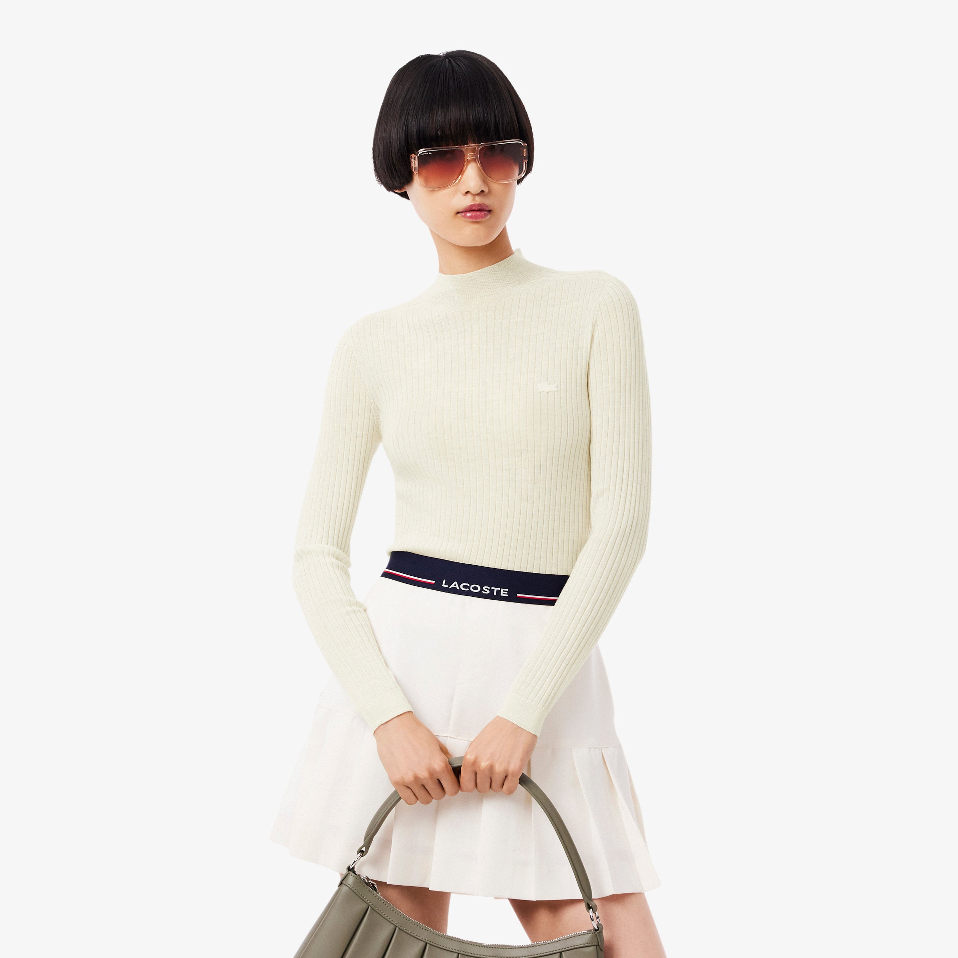 Kadın Slim Fit Dik Yaka Beyaz Kazak