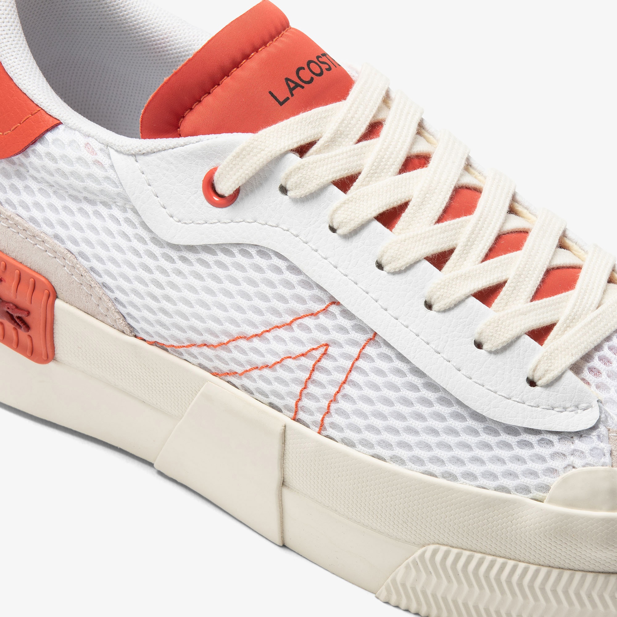 Lacoste L004 Platform Kadın Beyaz Sneaker