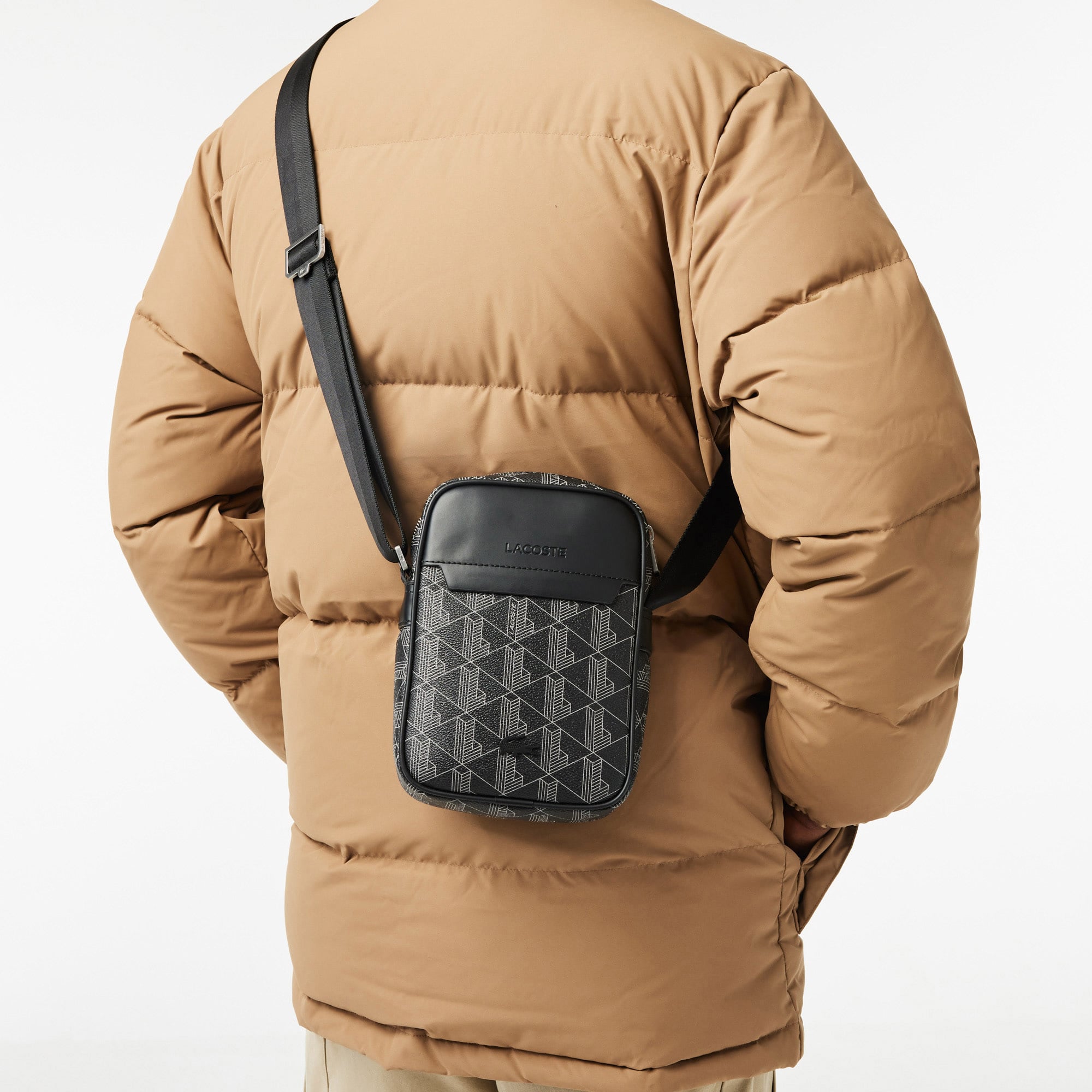 Lacoste The Blend Erkek Monogram Siyah Postacı Çantası görsel 8