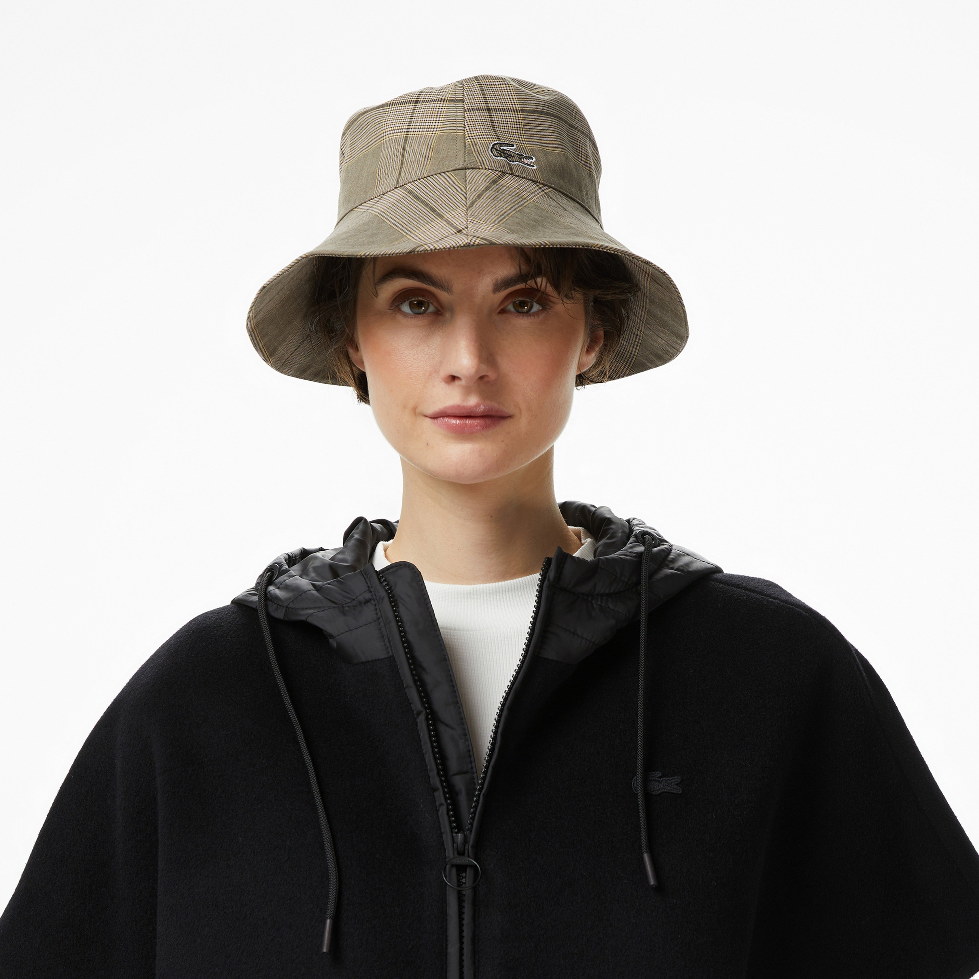 Kadın Kapüşonlu Siyah Mont