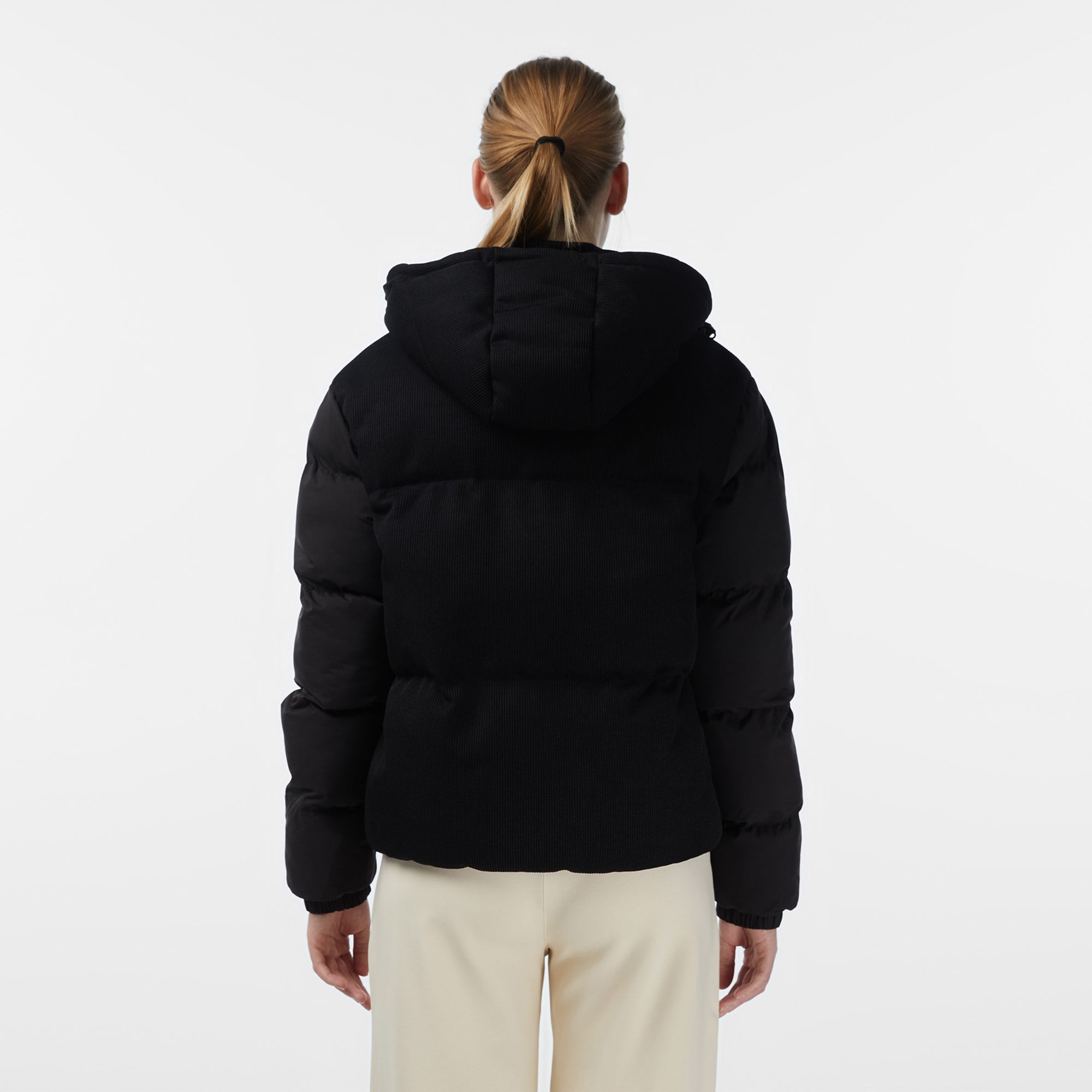 Kadın Kapüşonlu Siyah Mont