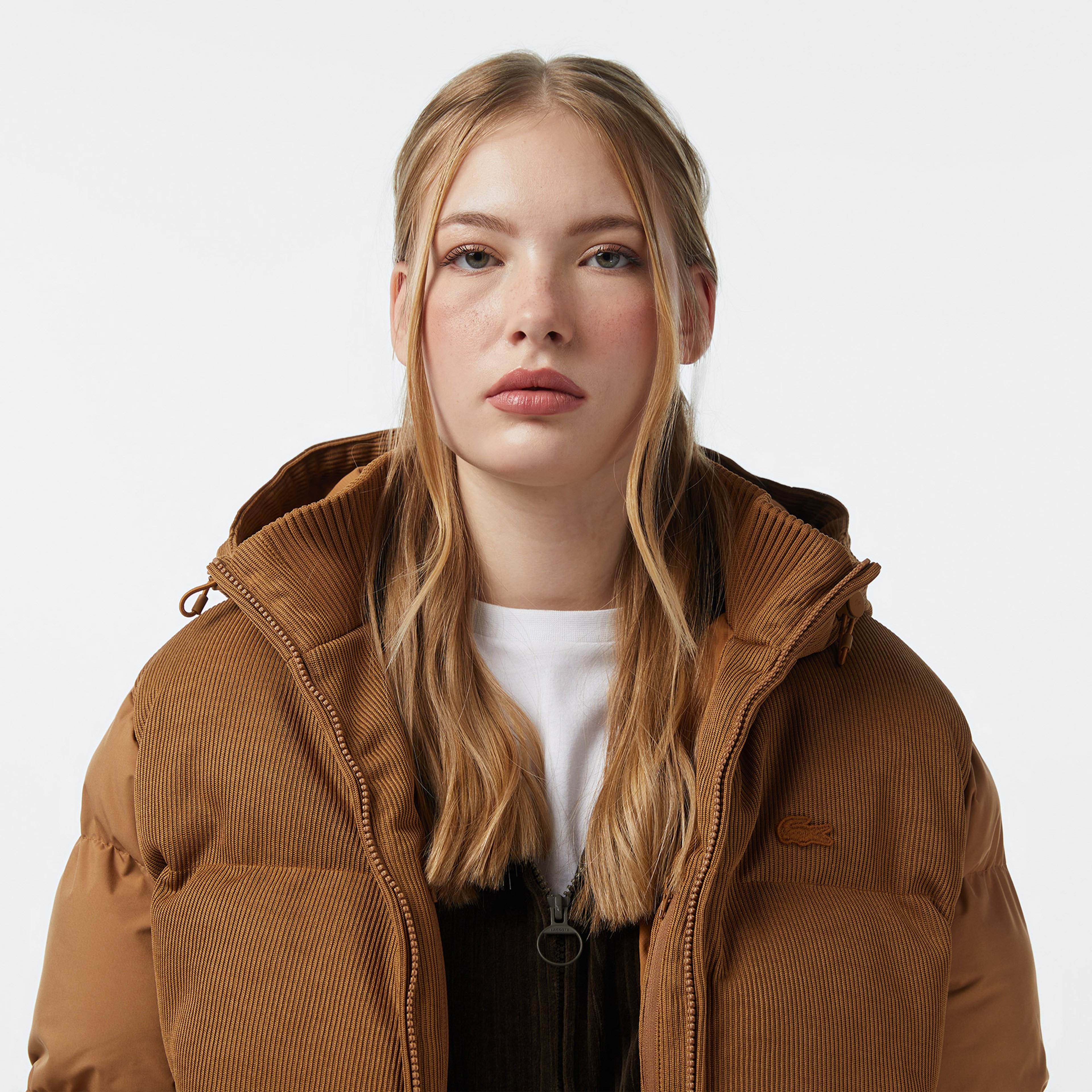 Kadın Kapüşonlu Açık Kahverengi Mont