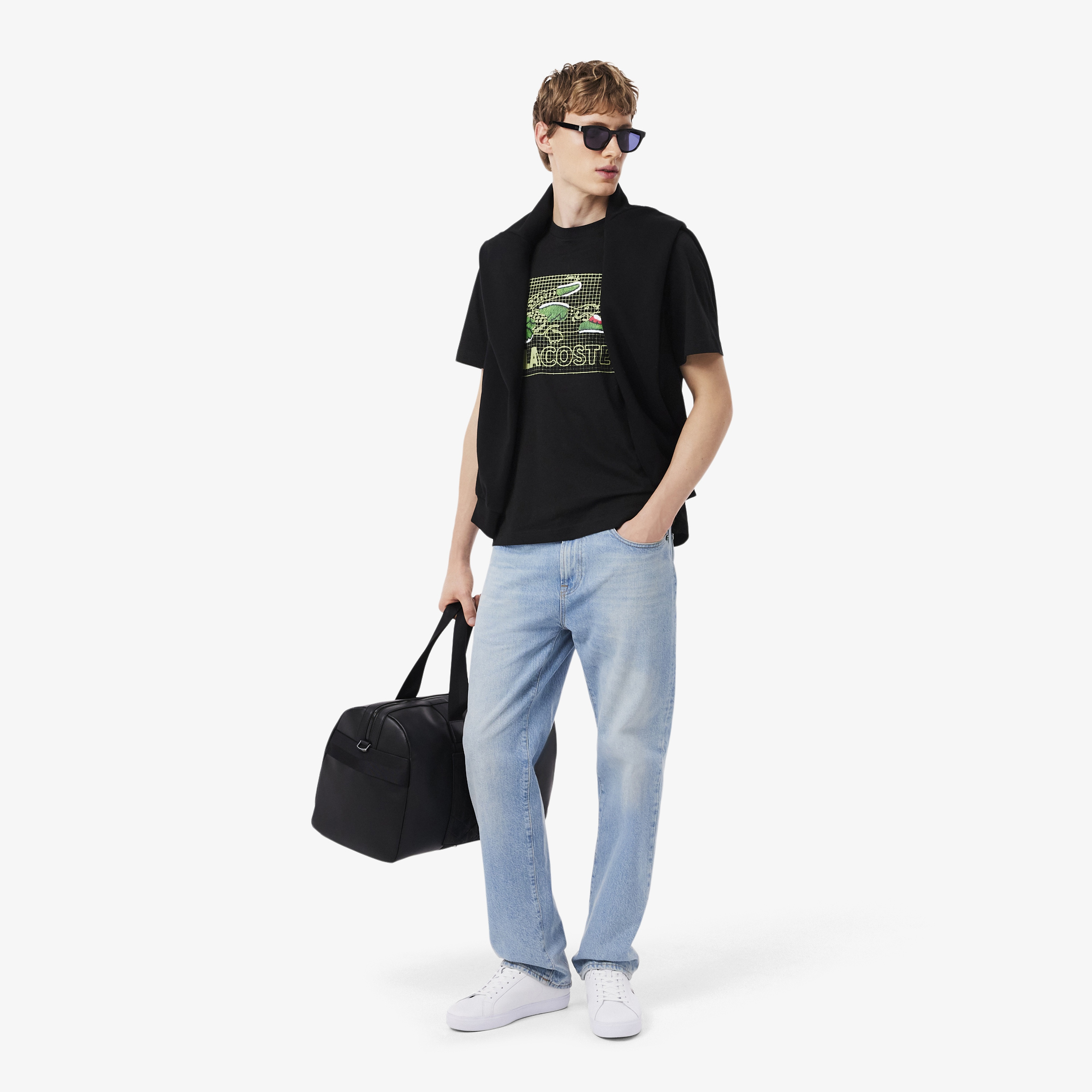 Erkek Classic Fit Bisiklet Yaka Baskılı Siyah T-Shirt Erkek Classic Fit Bisiklet Yaka Baskılı Siyah T-Shirt