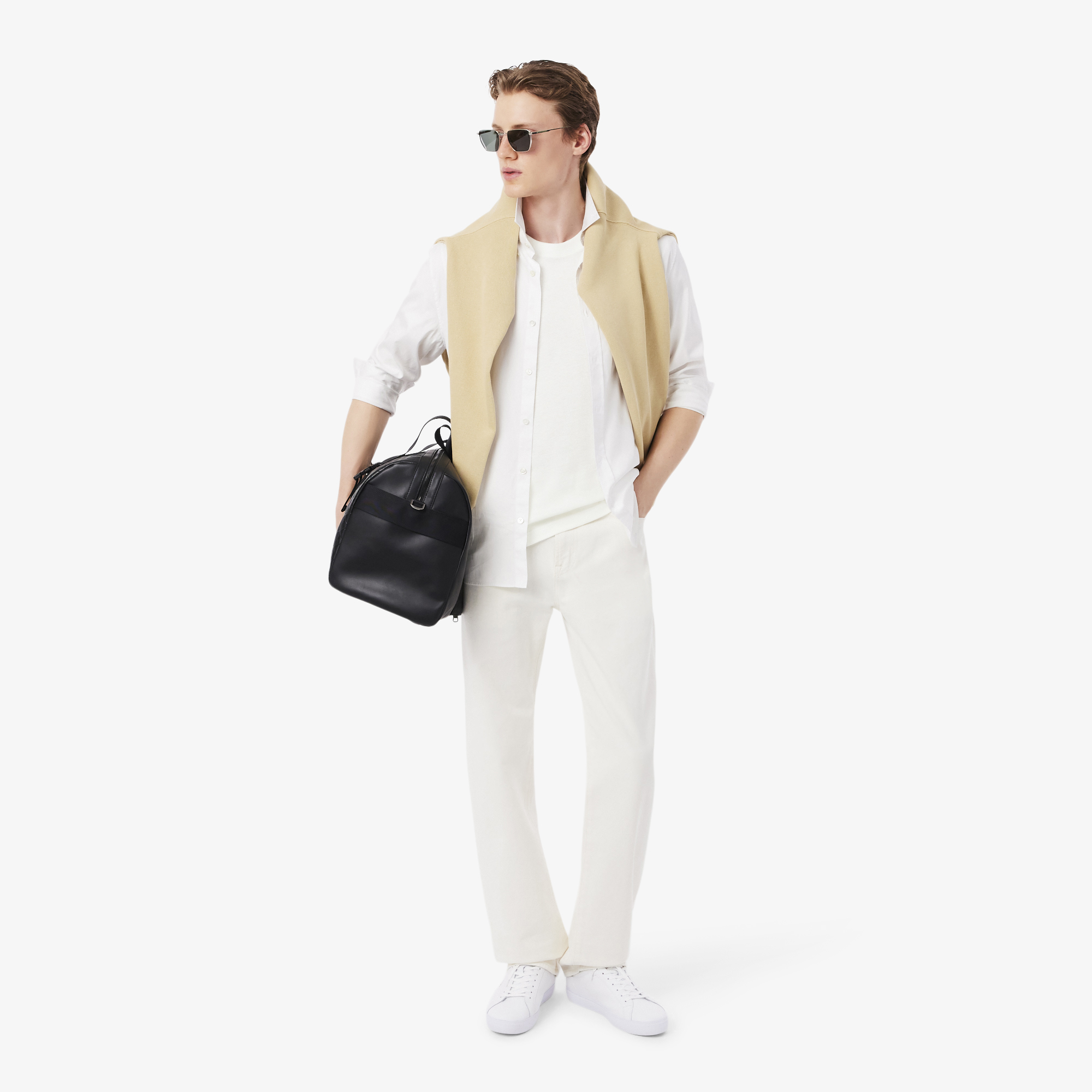 Lacoste Erkek Classic Fit Bisiklet Yaka Beyaz T-Shirt görsel 7
