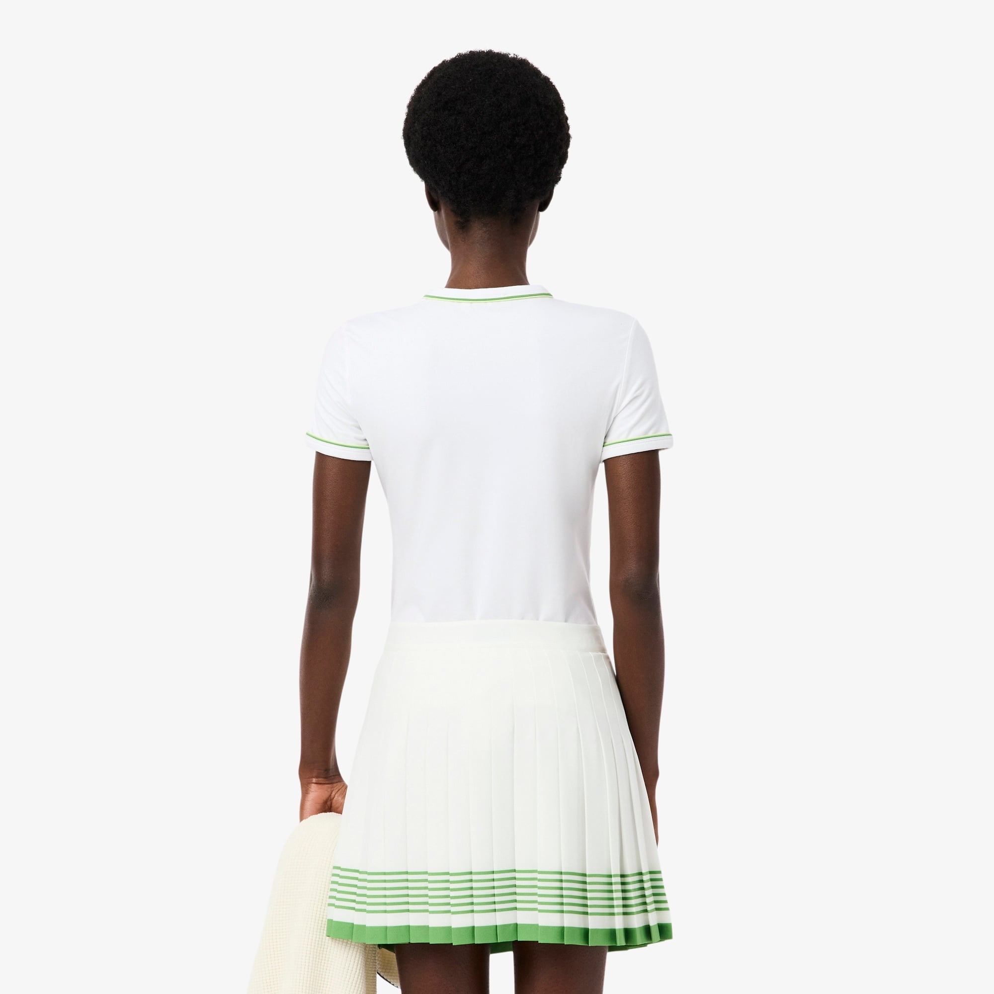 Kadın Slim Fit Bisiklet Yaka Beyaz T-Shirt