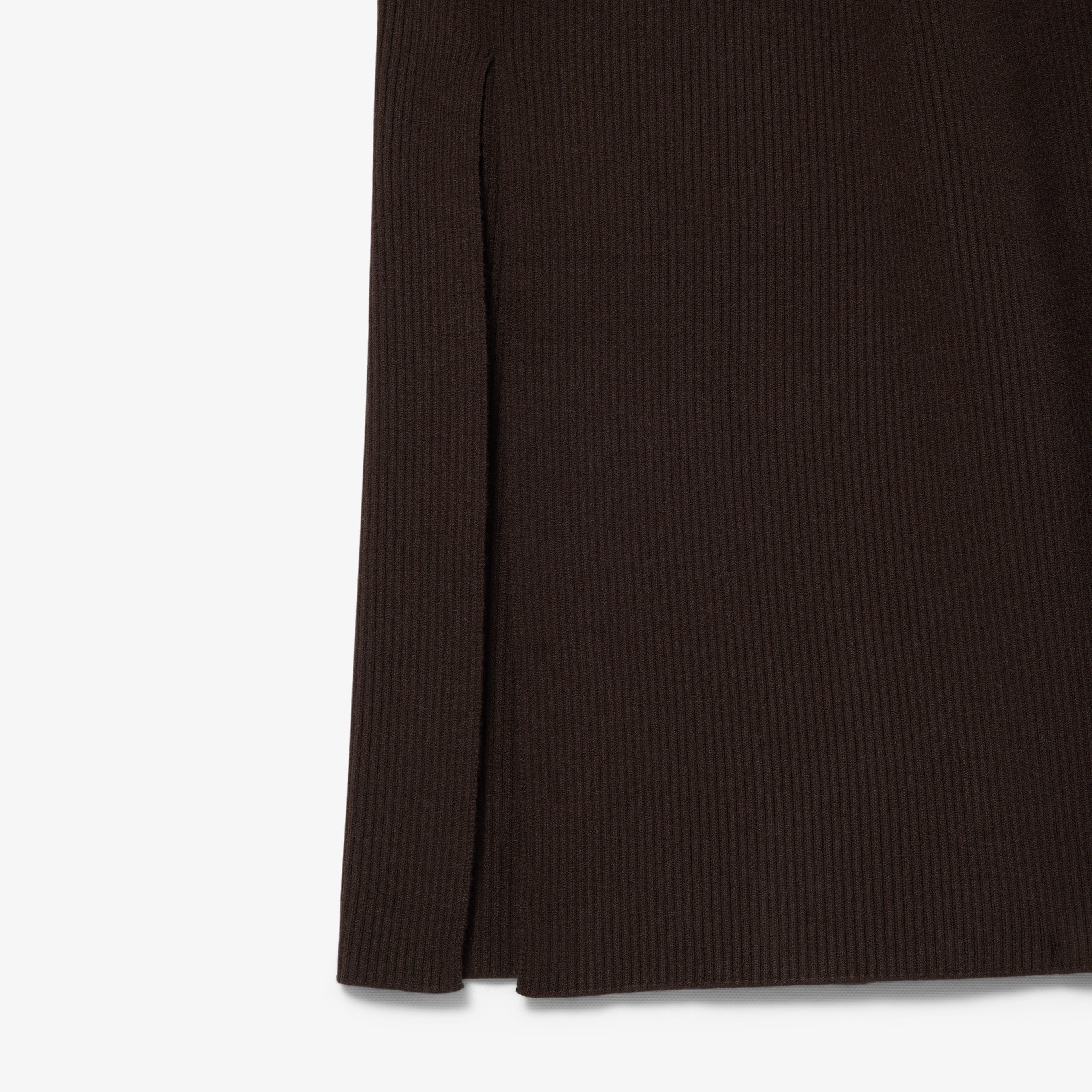 Kadın Slim Fit Kolsuz V Yaka Koyu Kahverengi Elbise