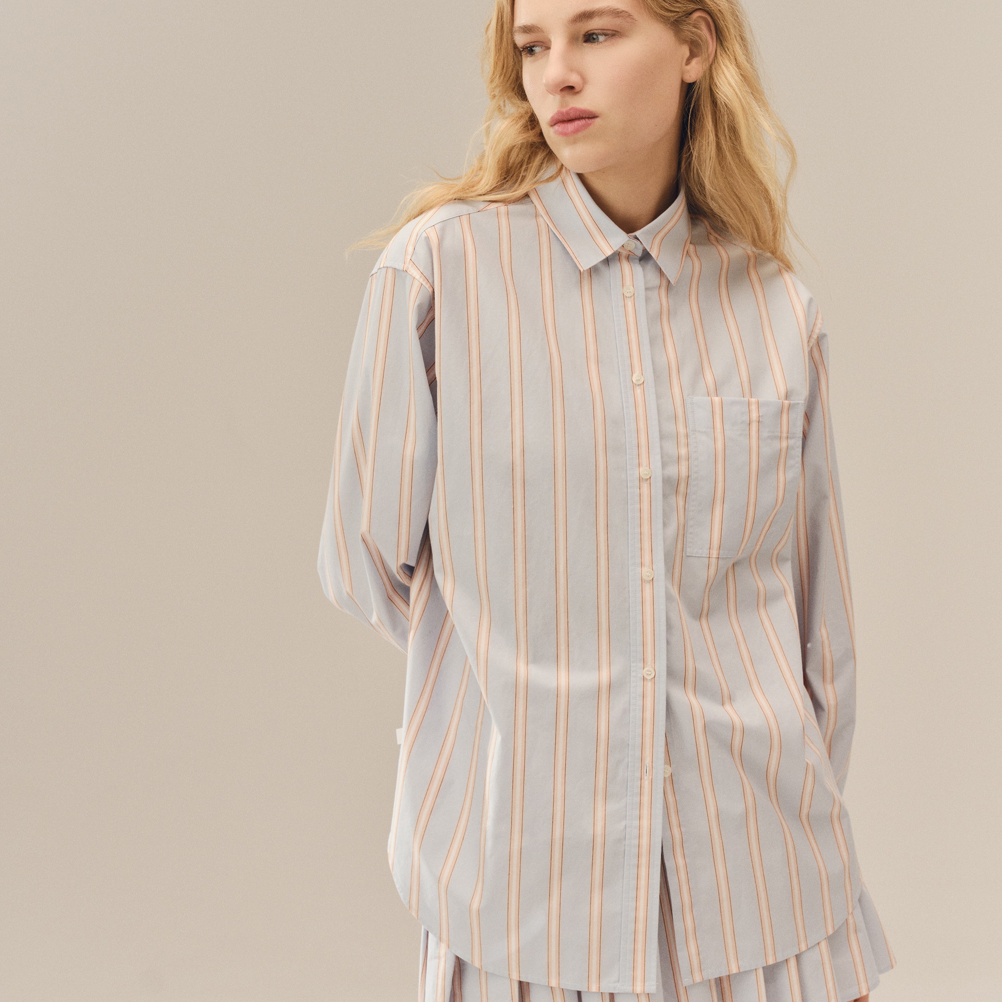 Kadın Oversize Fit Çizgili Mavi Gömlek