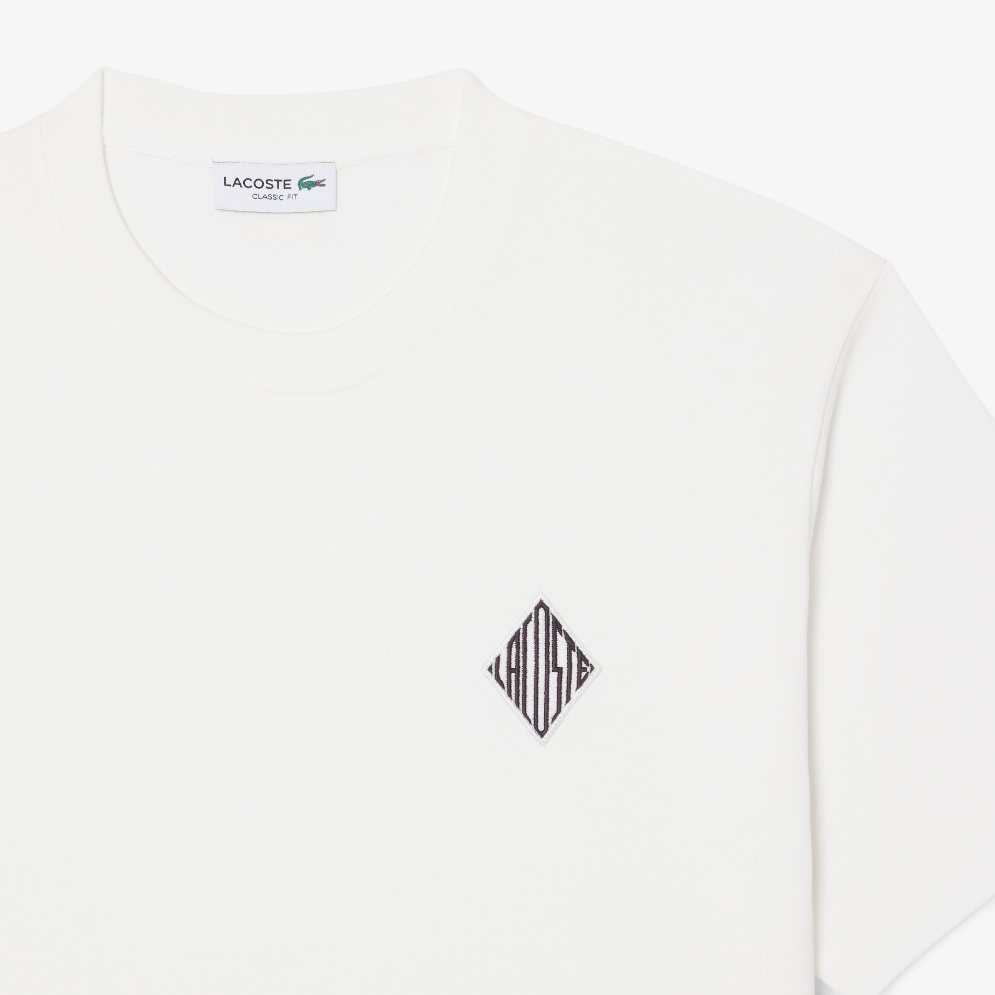 Lacoste Erkek Classic Fit Bisiklet Yaka Beyaz T-Shirt görsel 6