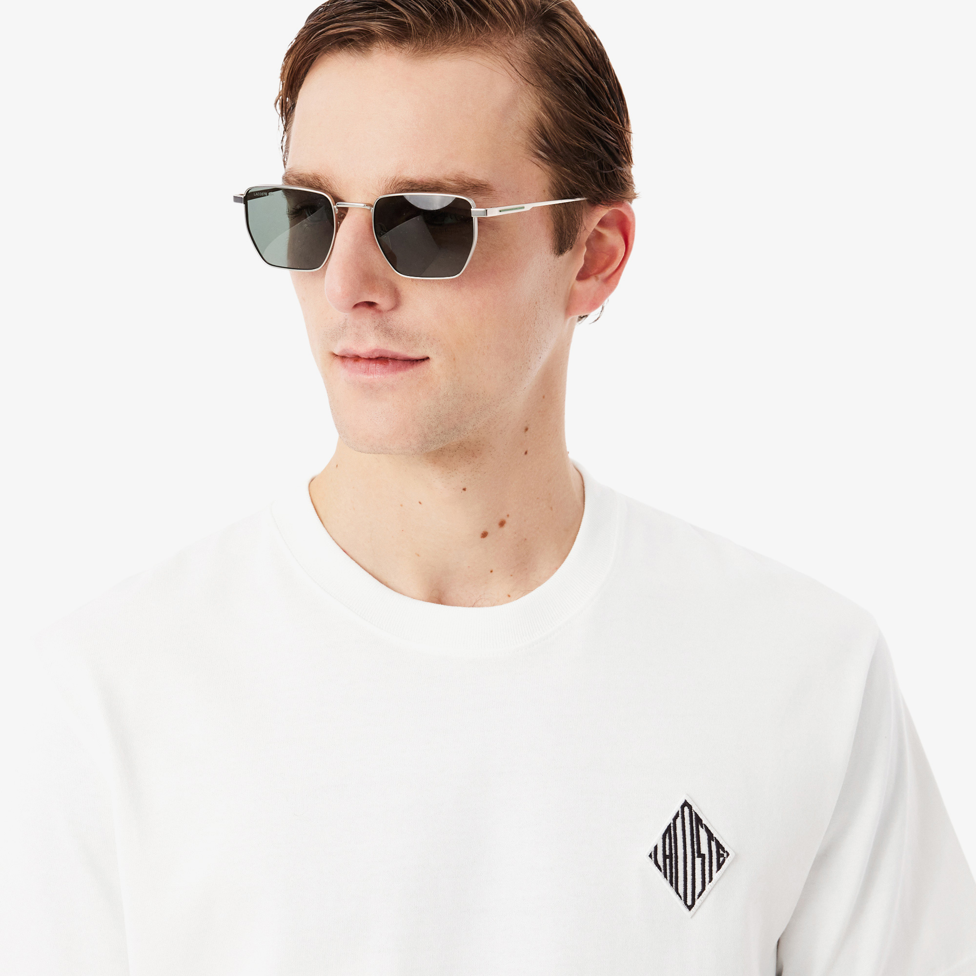 Lacoste Erkek Classic Fit Bisiklet Yaka Beyaz T-Shirt görsel 2