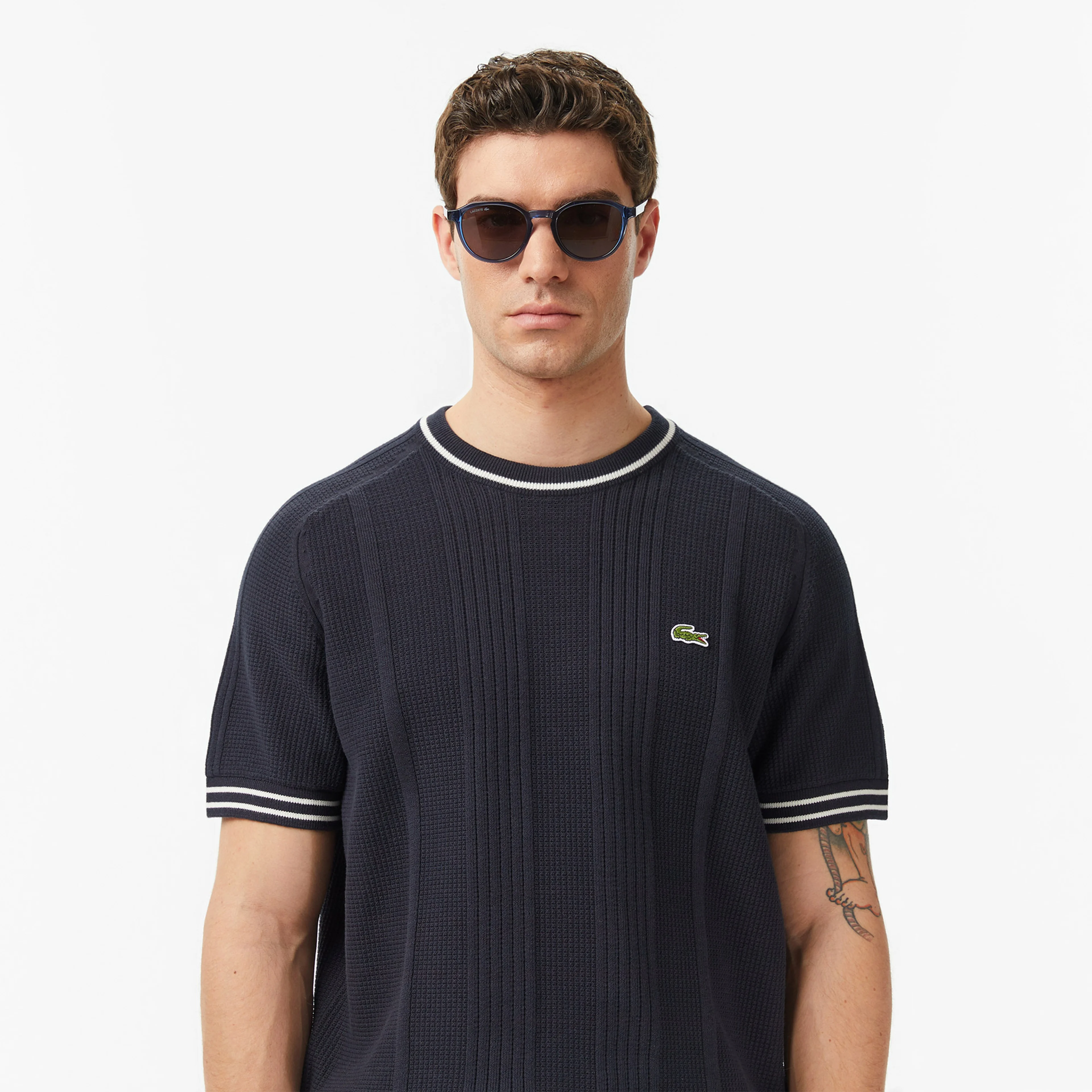 Erkek Classic Fit Kısa Kollu Bisiklet Yaka Çizgili Koyu Gri Triko Erkek Classic Fit Kısa Kollu Bisiklet Yaka Çizgili Koyu Gri Triko