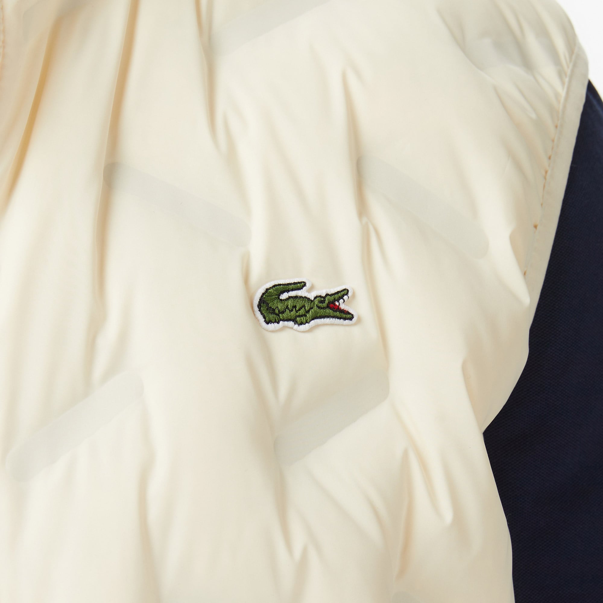 Lacoste Erkek Regular Fit Dik Yaka Kapitone Bej Yelek görsel 7