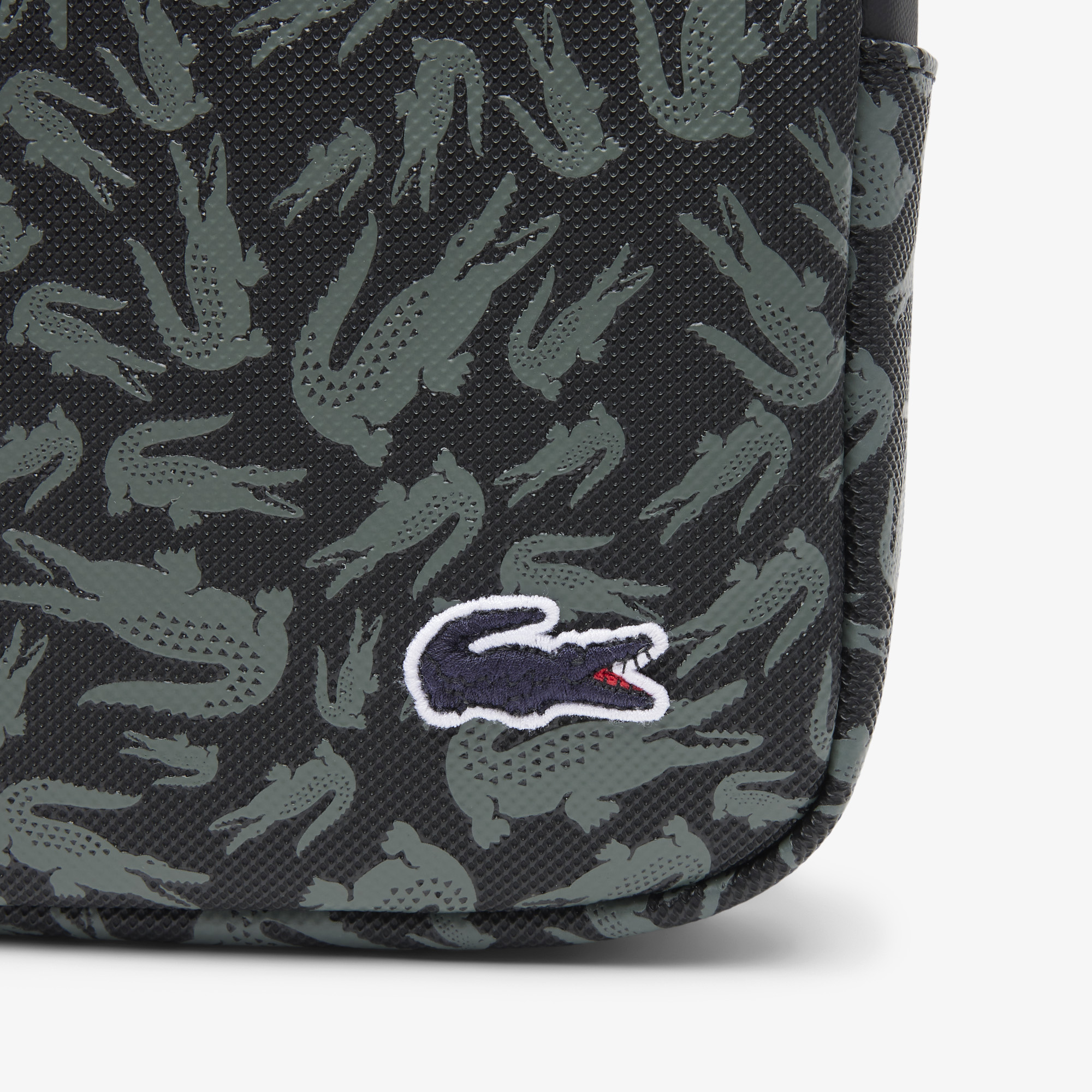 Lacoste LCST Erkek Desenli Siyah Postacı Çantası görsel 5