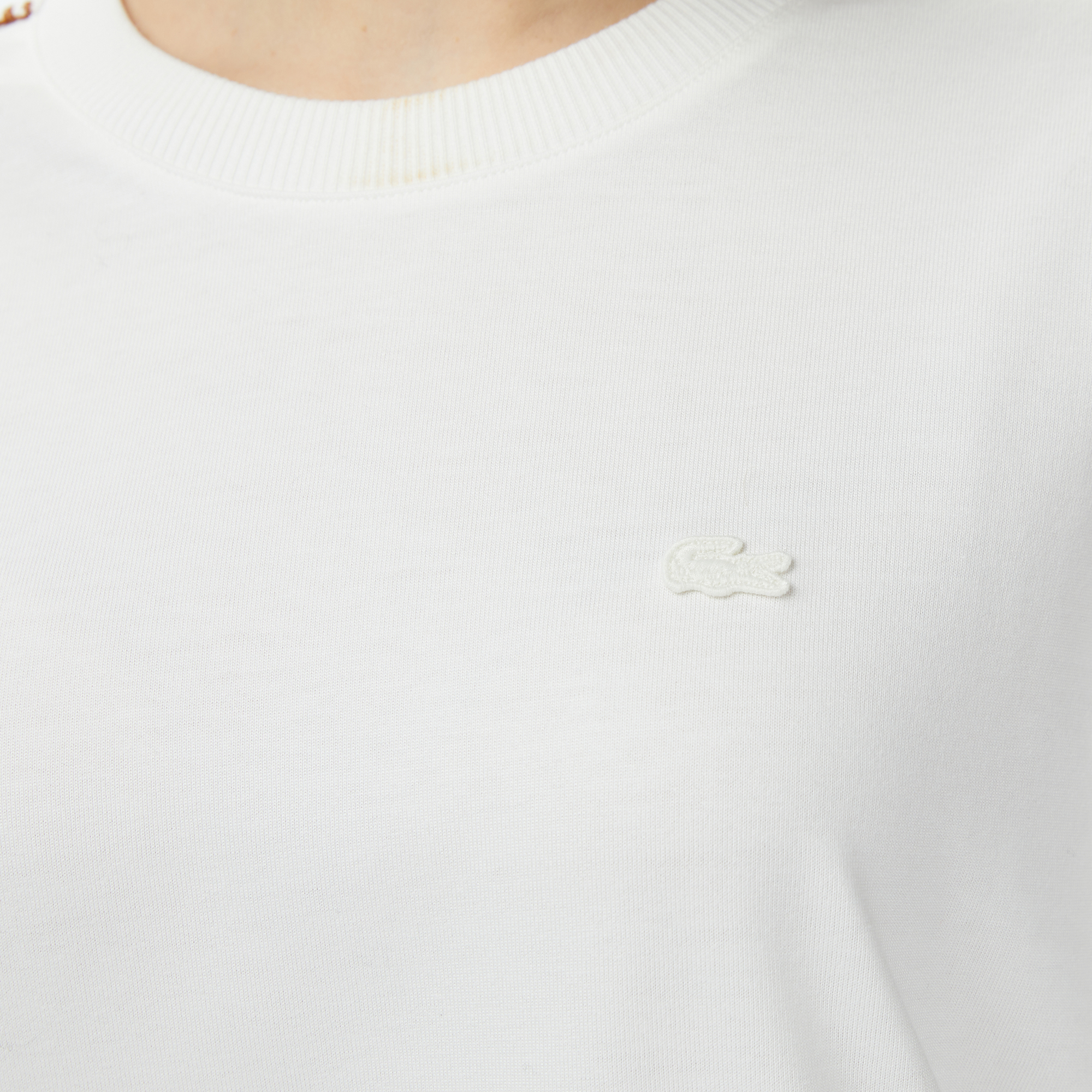 Lacoste Kadın Loose Fit Bisiklet Yaka Krem T-Shirt görsel 7