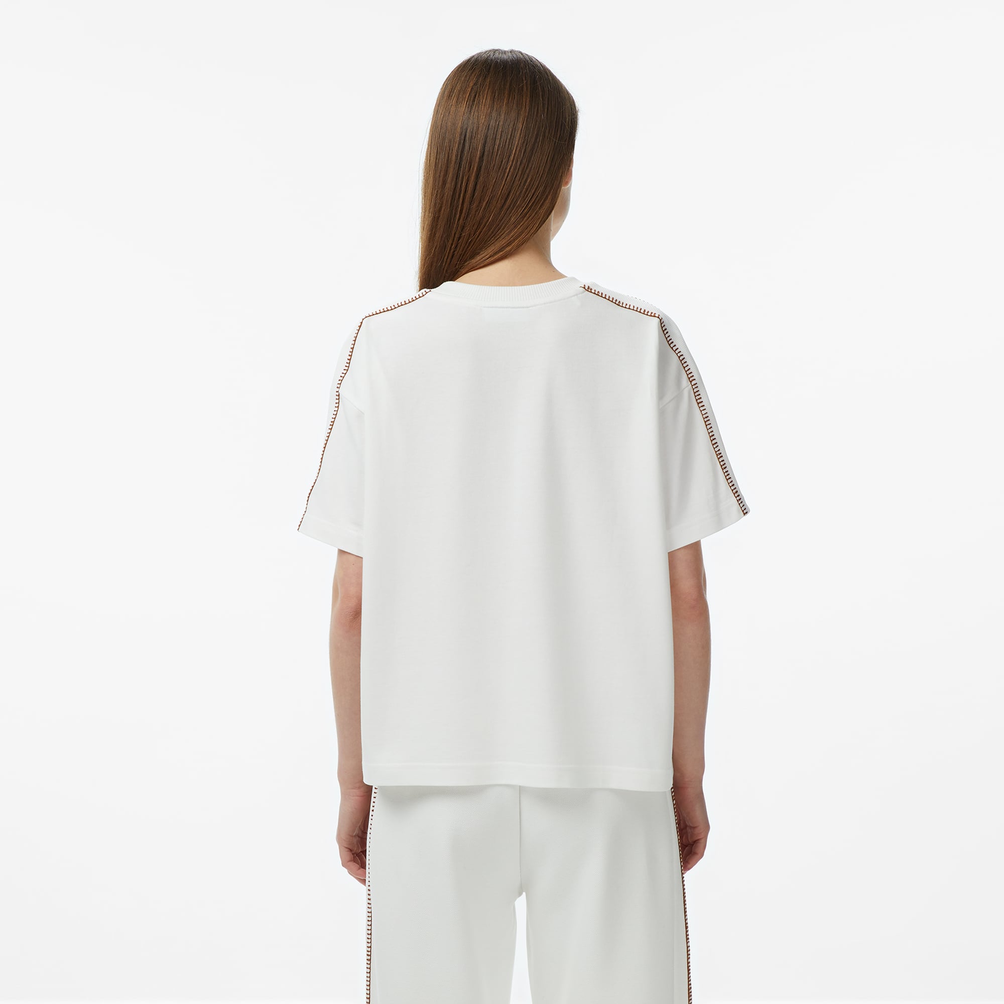 Lacoste Kadın Loose Fit Bisiklet Yaka Krem T-Shirt görsel 2