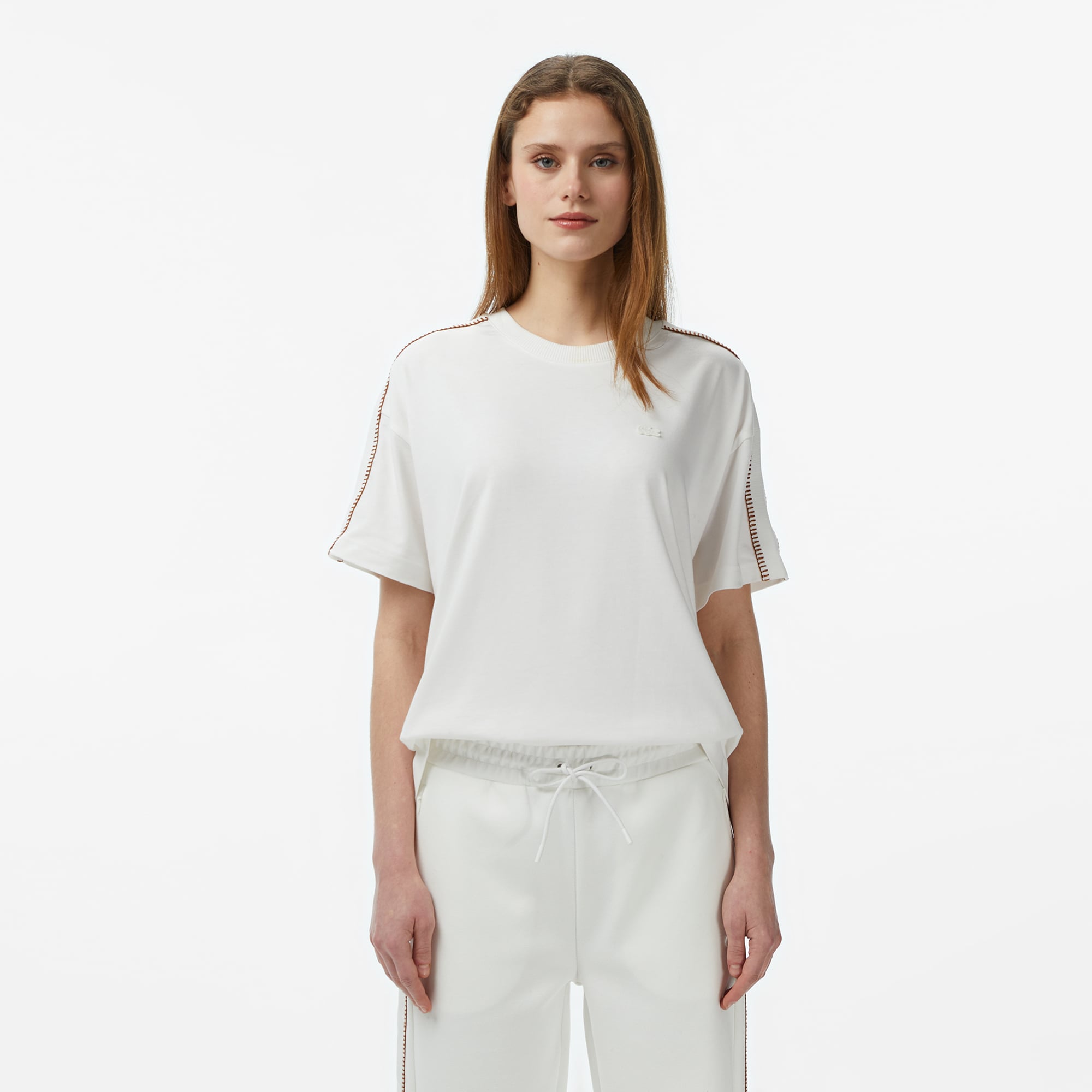 Lacoste Kadın Loose Fit Bisiklet Yaka Krem T-Shirt