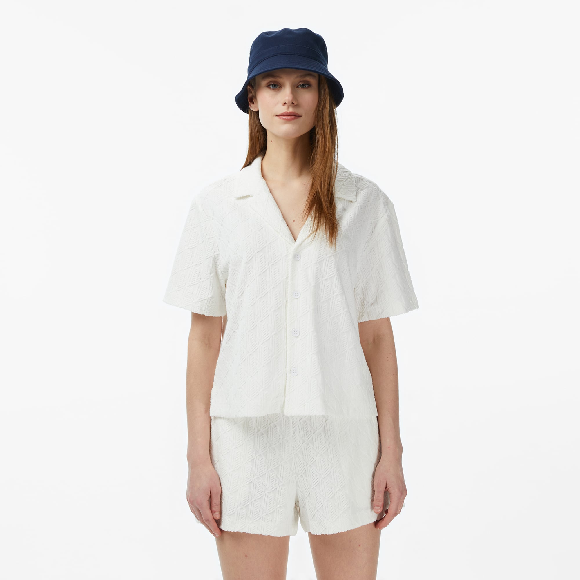Lacoste Kadın Regular Fit Kısa Kollu Monogram Beyaz Gömlek