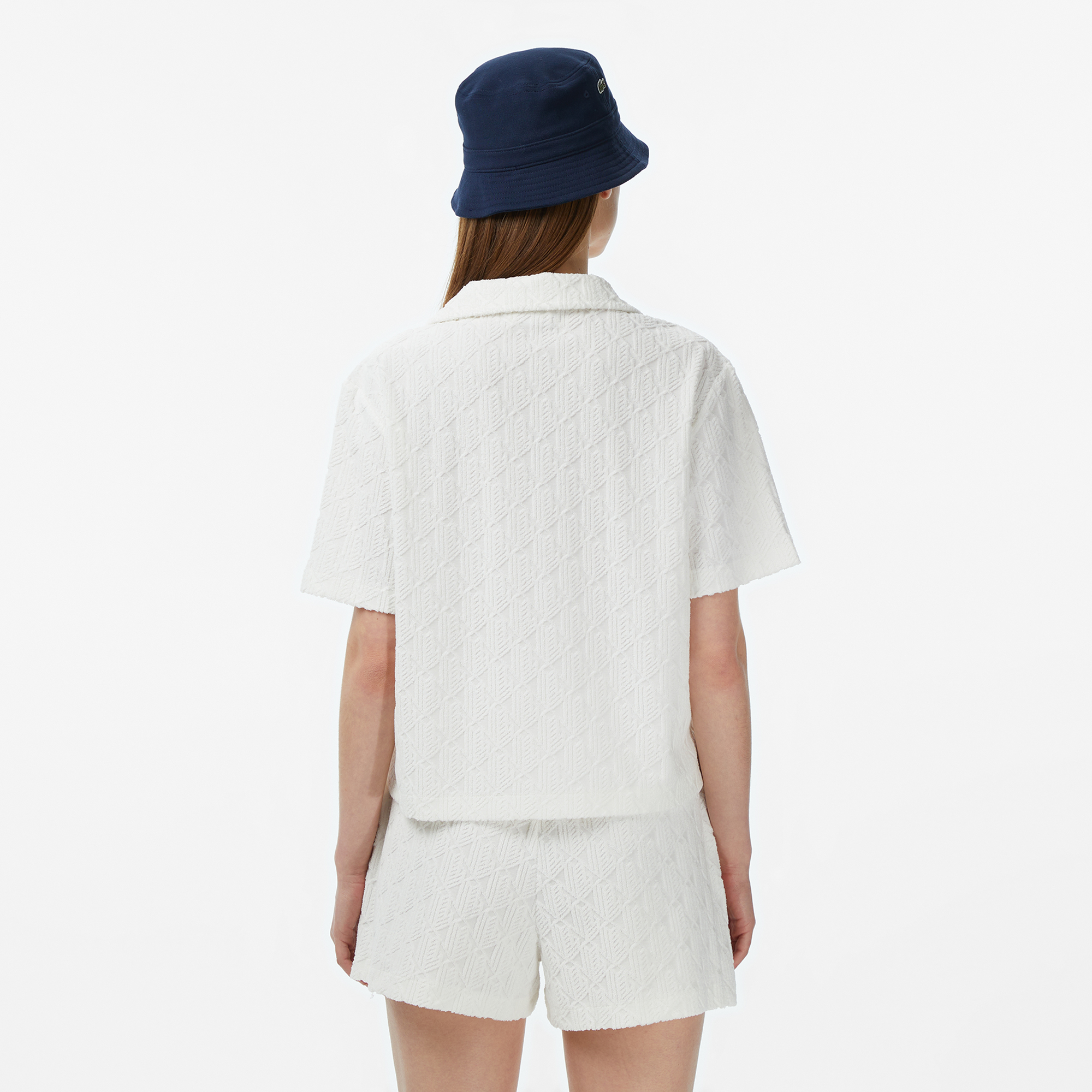 Lacoste Kadın Regular Fit Kısa Kollu Monogram Beyaz Gömlek görsel 2