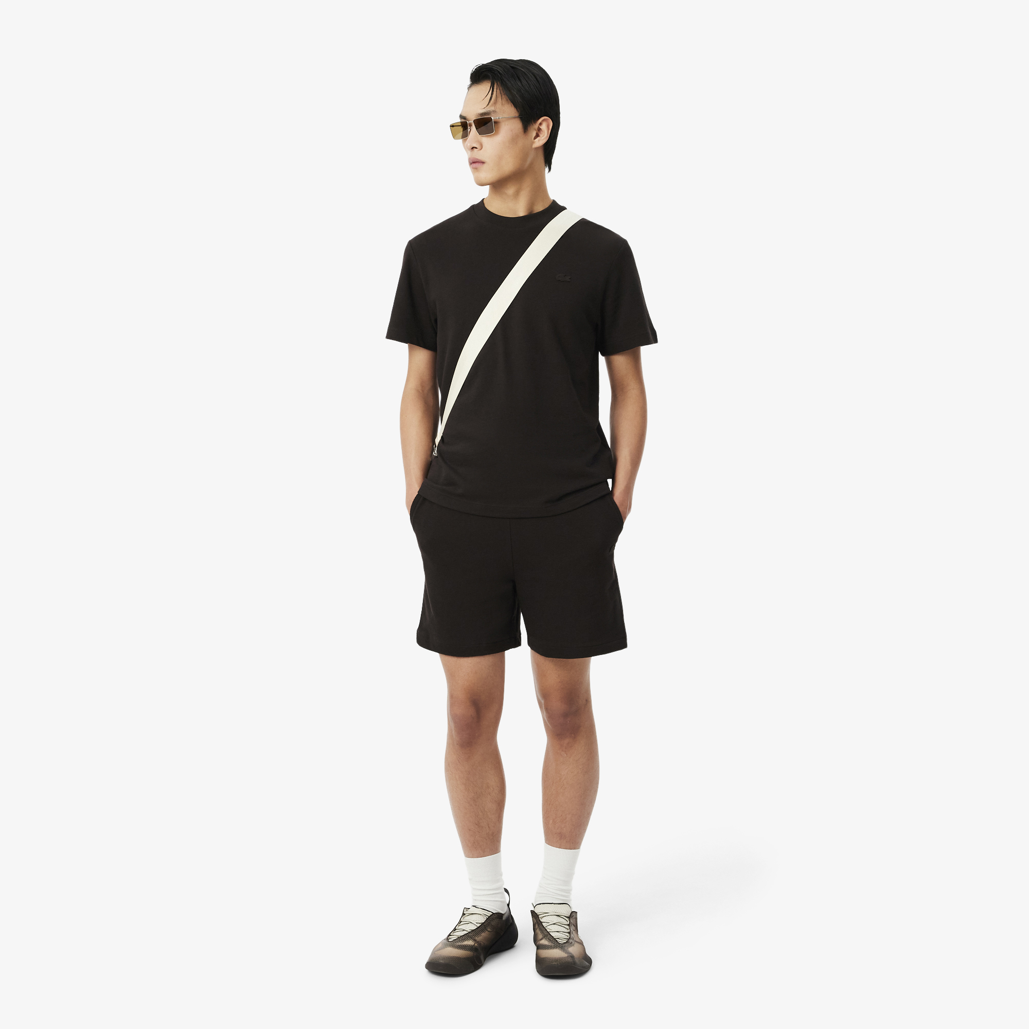 Lacoste Erkek Classic Fit Bisiklet Yaka Kahverengi T-Shirt görsel 4