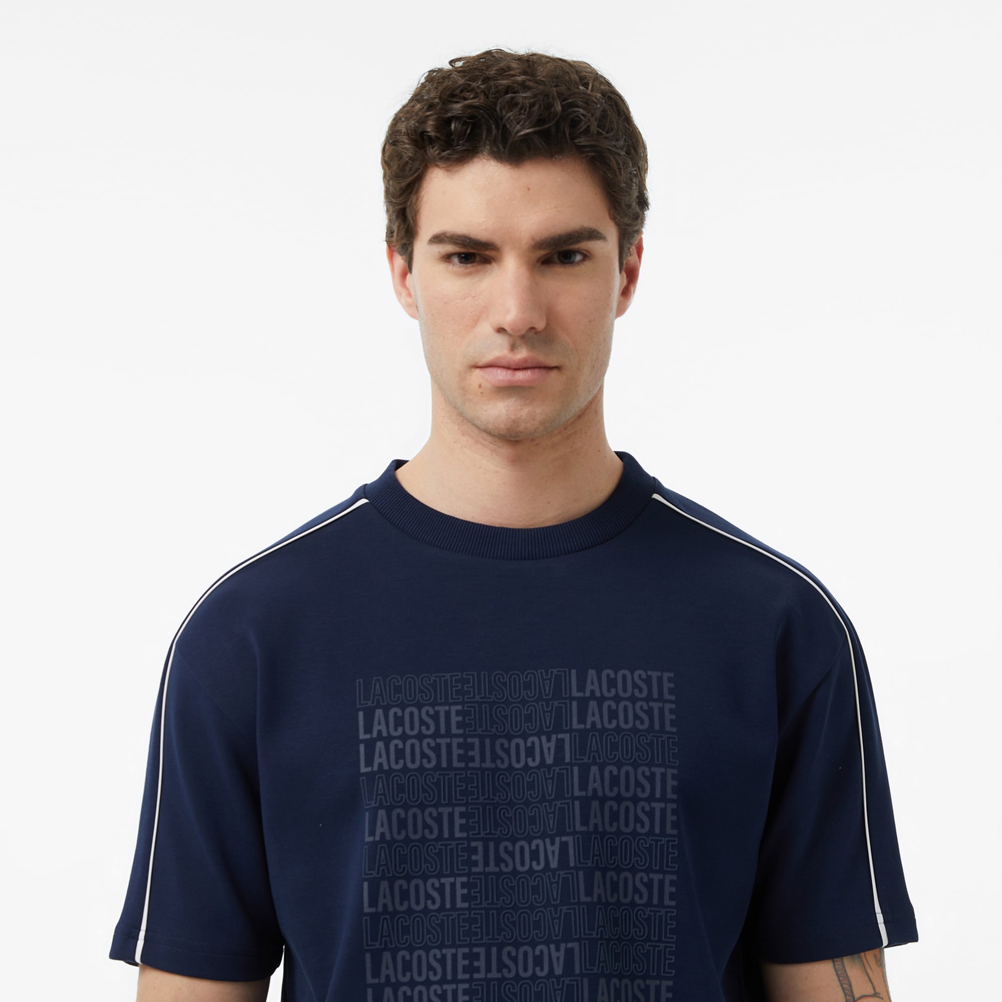 Lacoste Erkek Relaxed Fit Bisiklet Yaka Baskılı Lacivert T-Shirt görsel 2