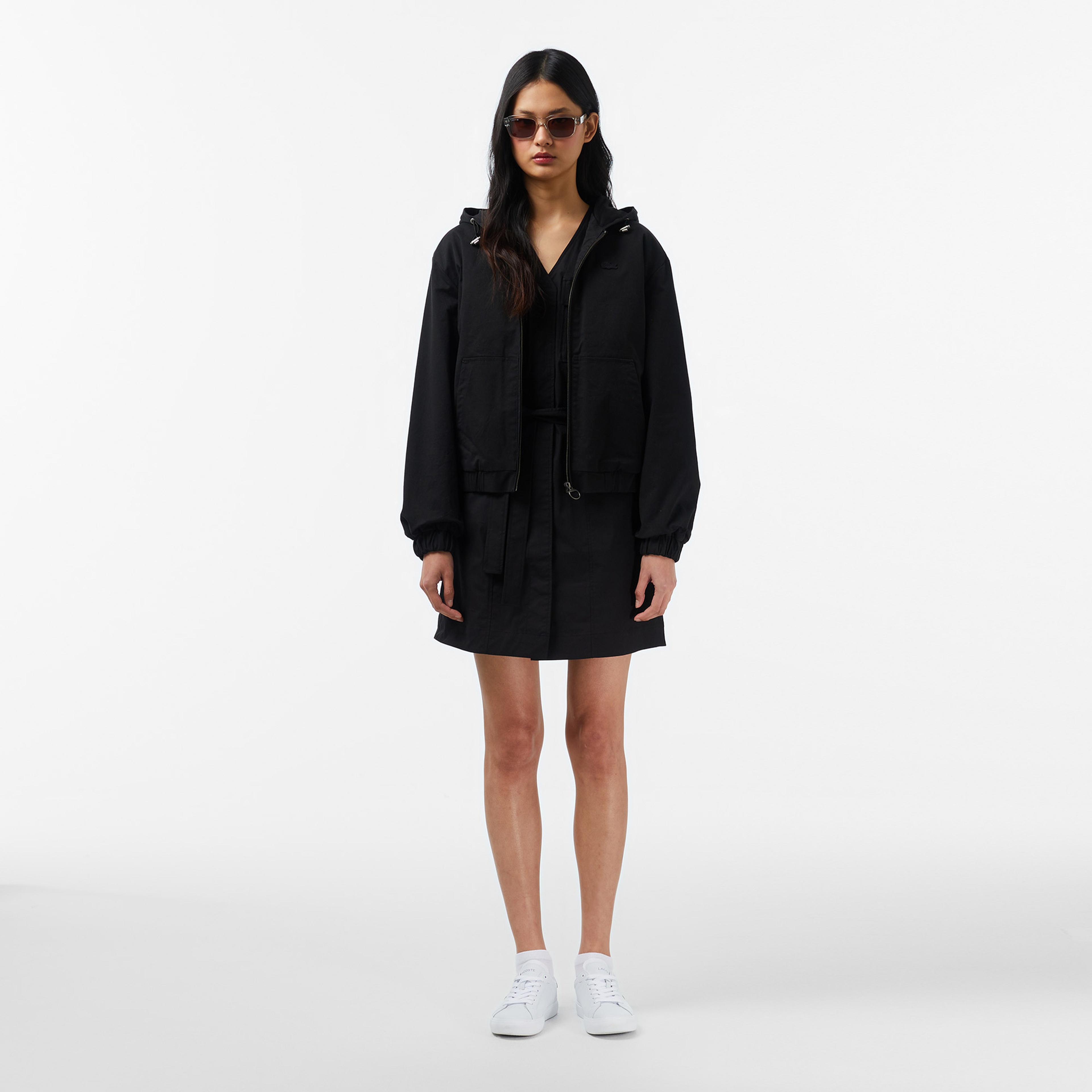 Kadın Relaxed Fit Kapüşonlu Siyah Ceket Kadın Relaxed Fit Kapüşonlu Siyah Ceket