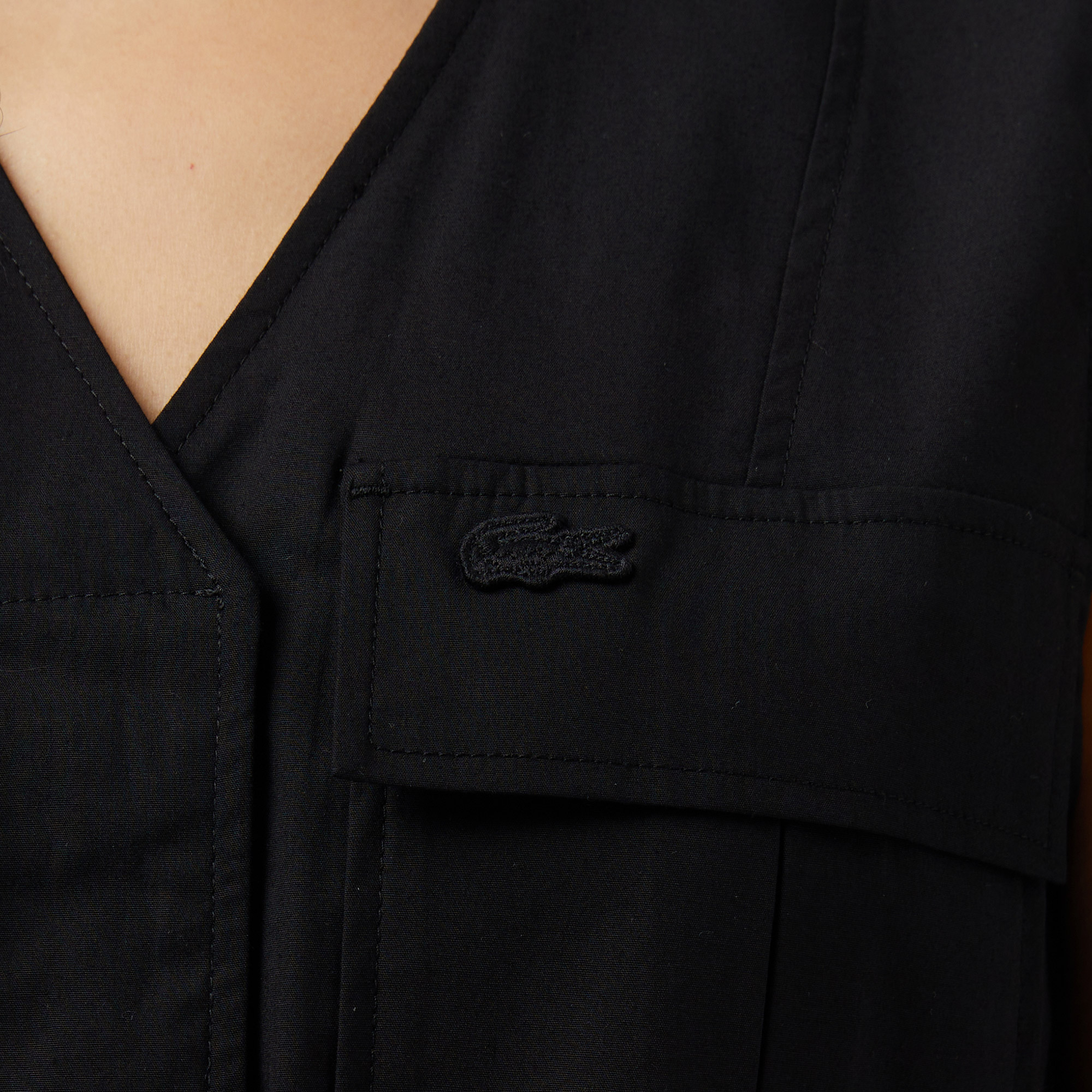 Lacoste Kadın Classic Fit Kolsuz V Yaka Siyah Elbise görsel 7