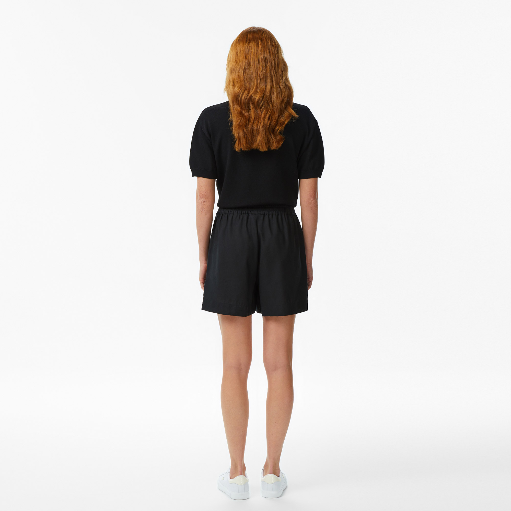 Lacoste Kadın Relaxed Fit Keten Siyah Bermuda Şort görsel 5