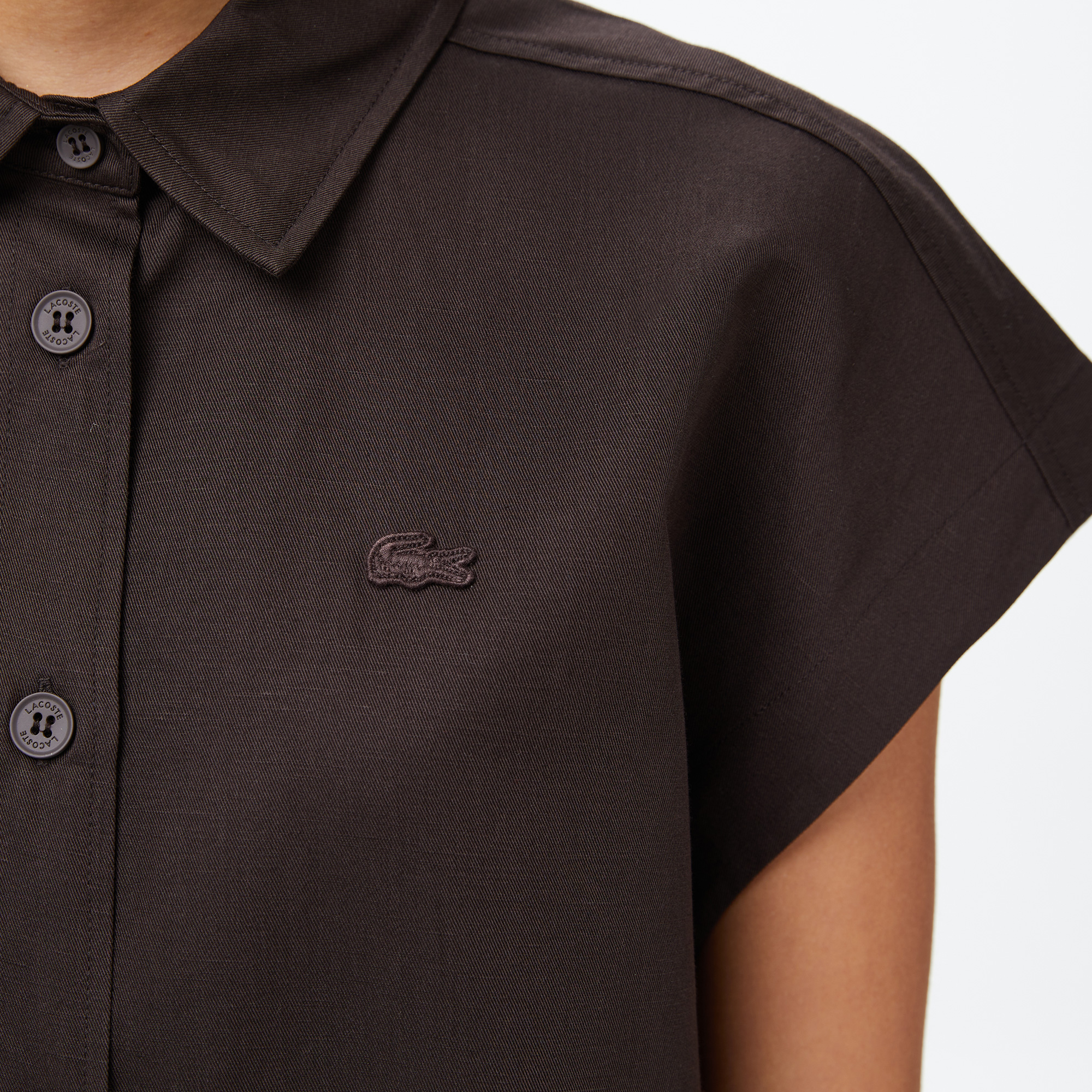 Lacoste Kadın Regular Fit Kısa Kollu Düğmeli Yaka Kahverengi Gömlek görsel 7