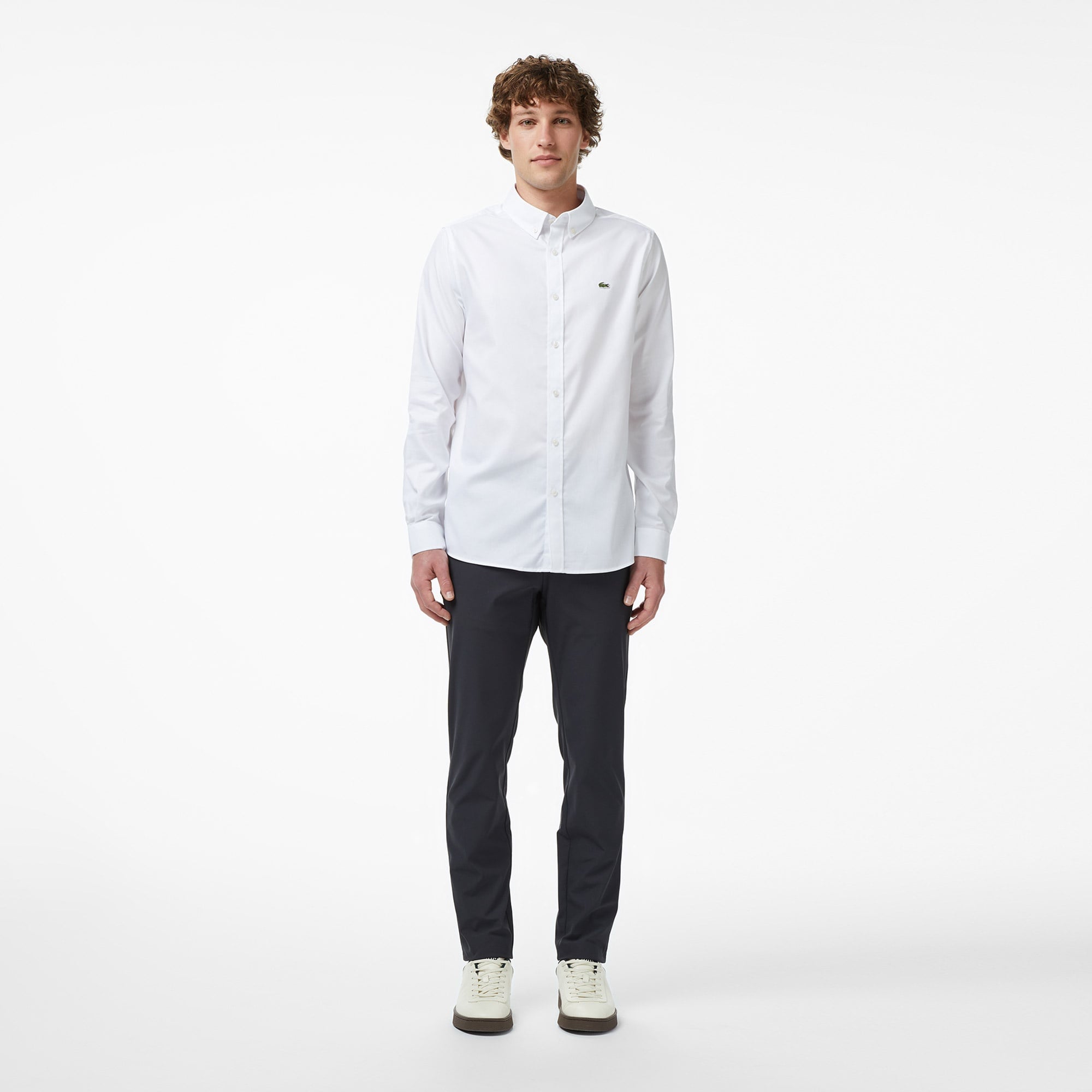 Erkek Düğmeli Yaka Beyaz Gömlek