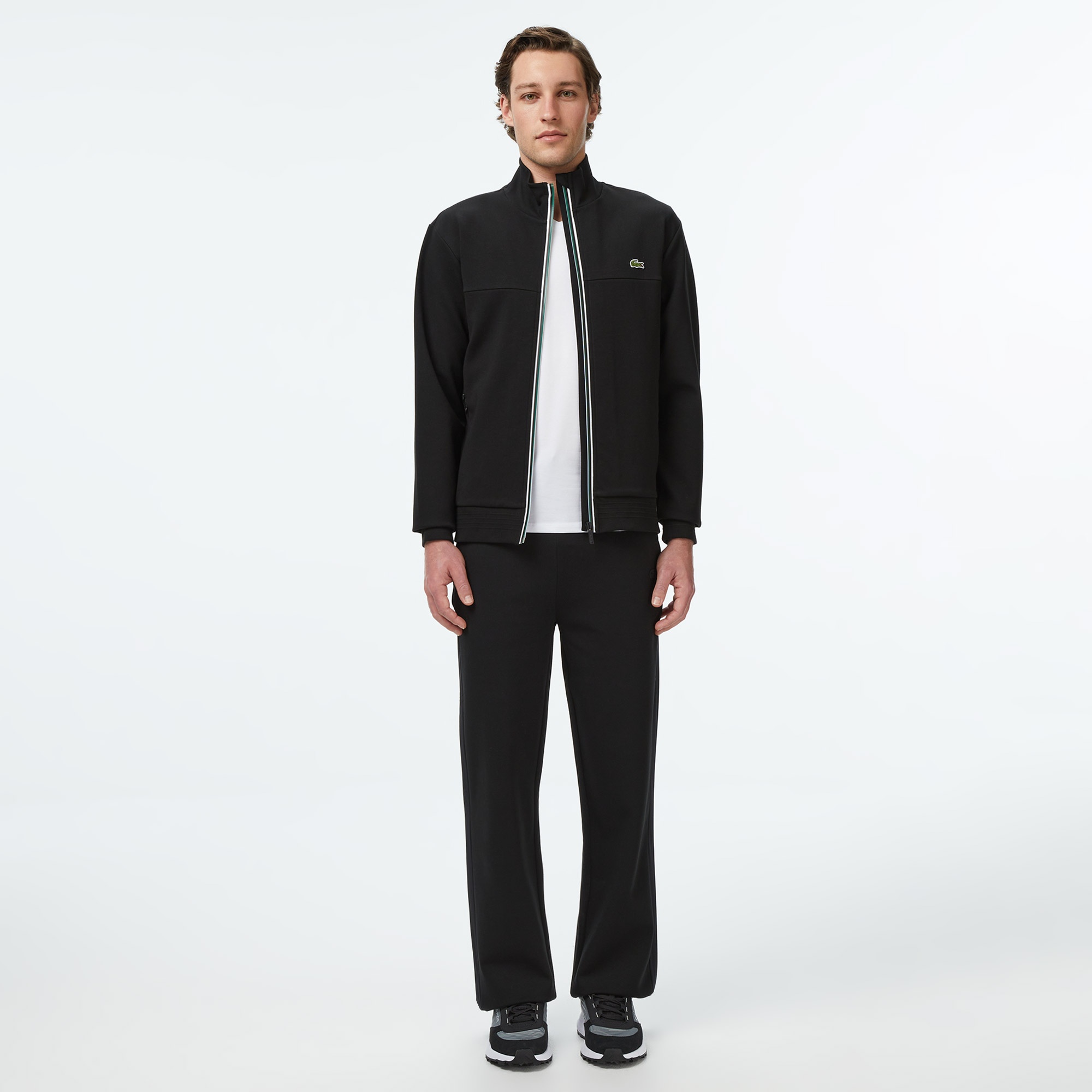 Erkek Slim Fit V Yaka Beyaz T-Shirt