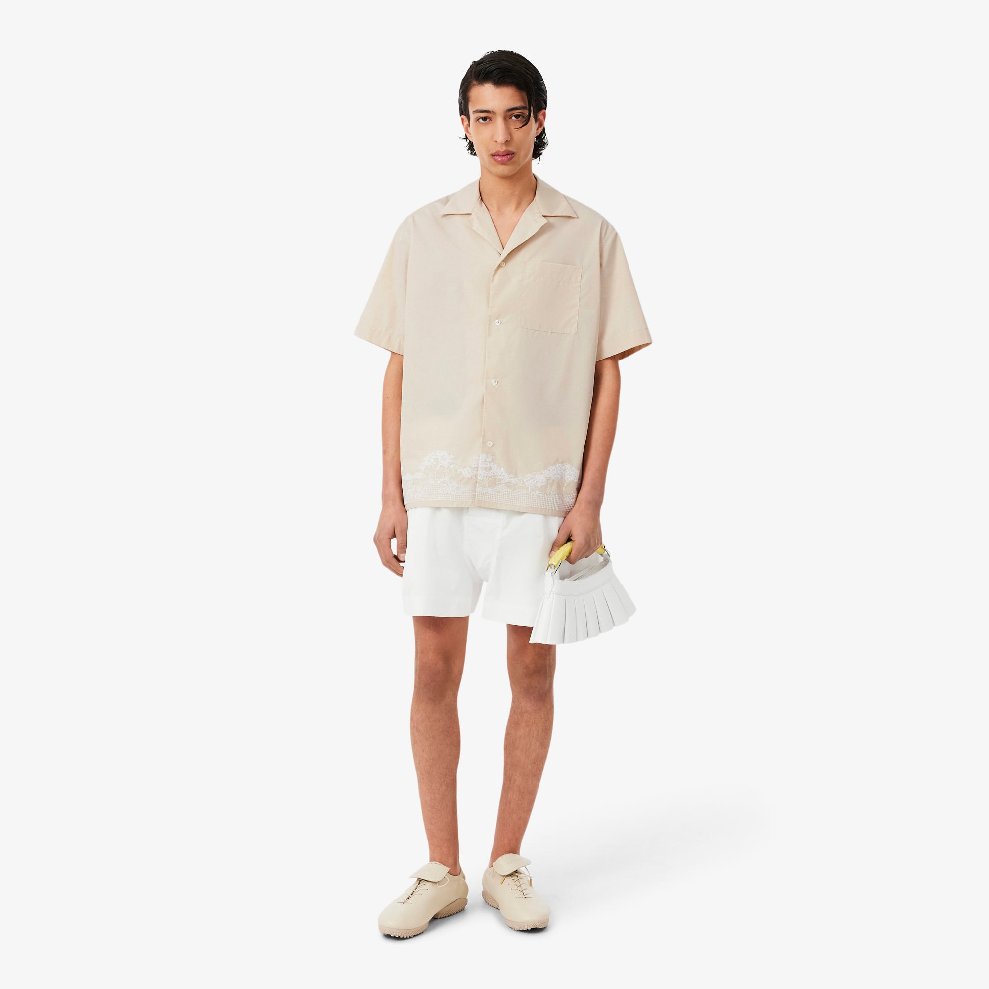 Lacoste SS26 RUNWAY Unisex Relaxed Fit Kısa Kollu Desenli Bej Gömlek görsel 4