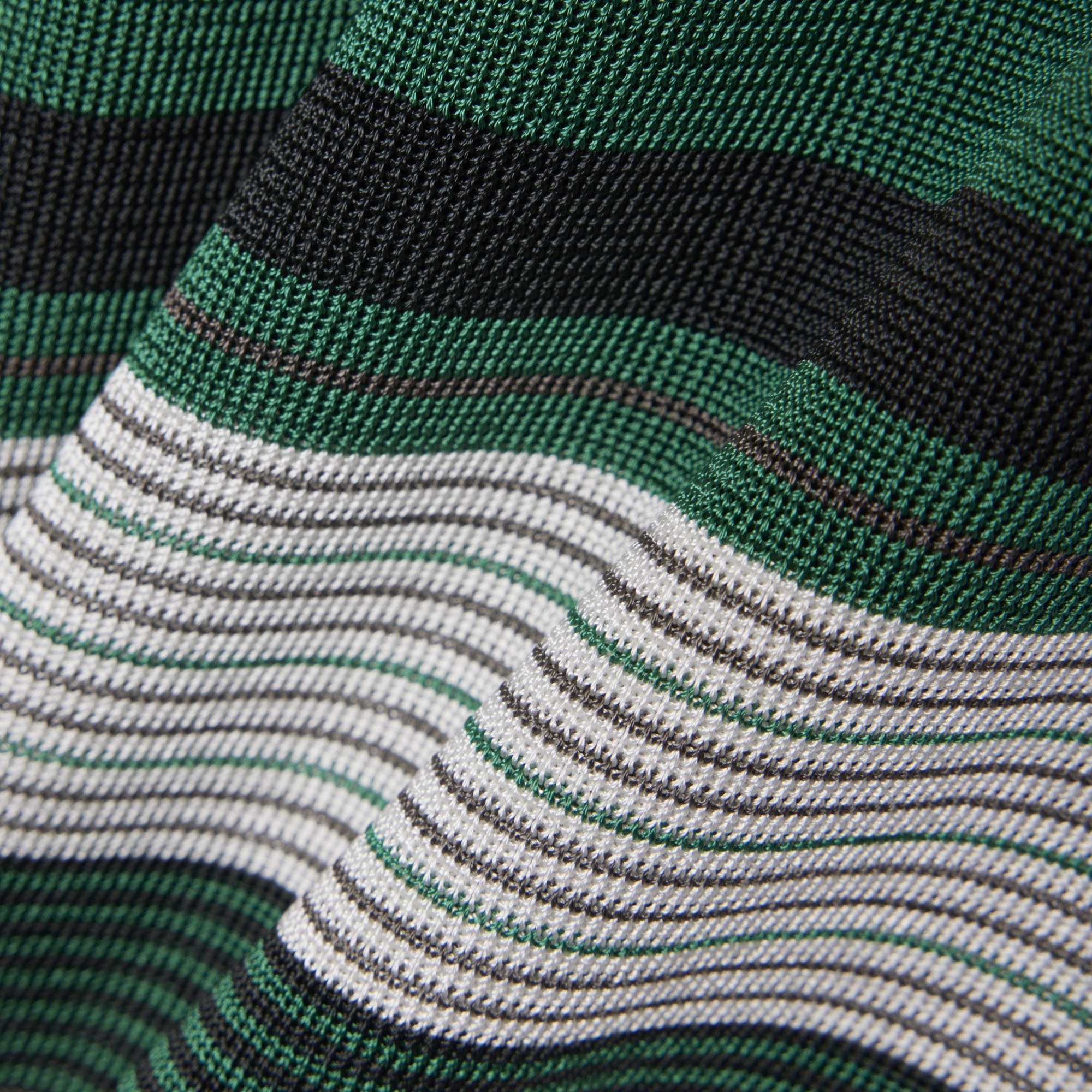 SS26 RUNWAY Unisex Oversize Fit Bisiklet Yaka Çizgili Beyaz T-Shirt