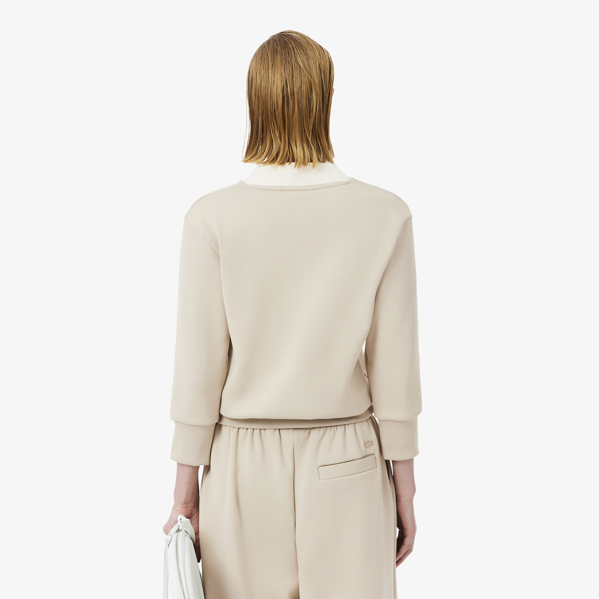 Lacoste SS26 RUNWAY Kadın Relaxed Fit V Yaka Saten Bej Sweatshirt görsel 3