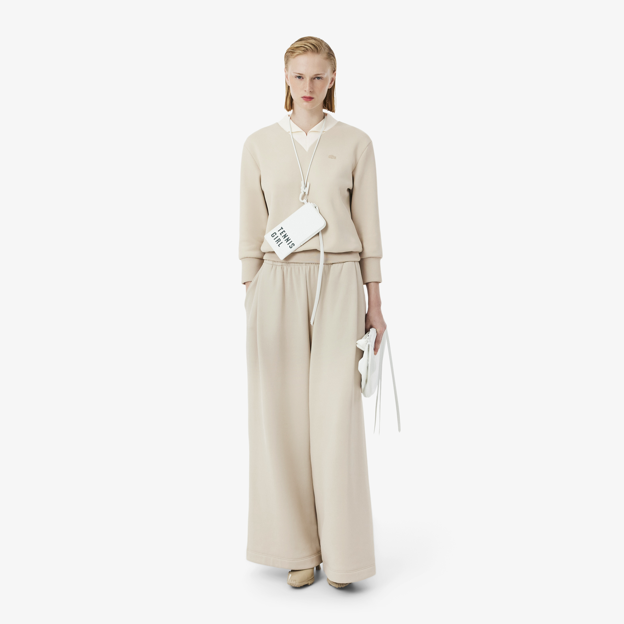 Lacoste SS26 RUNWAY Kadın Relaxed Fit V Yaka Saten Bej Sweatshirt görsel 4