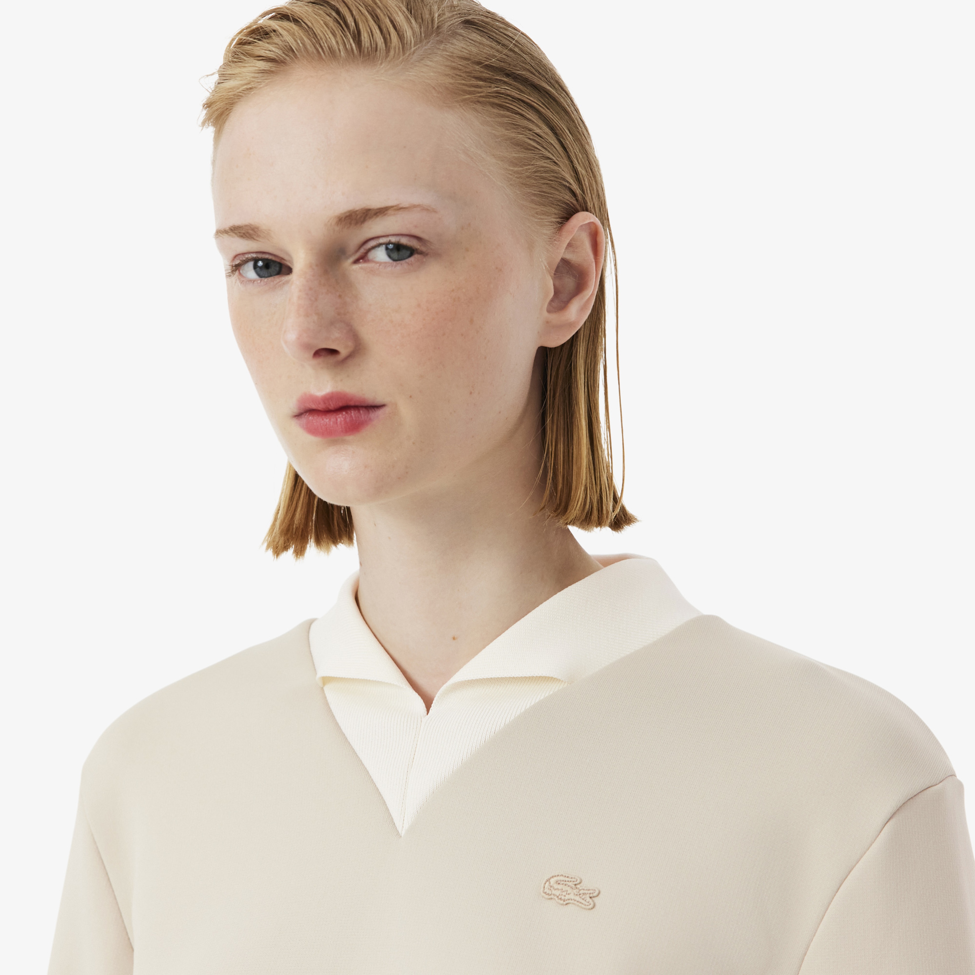 SS26 RUNWAY Kadın Relaxed Fit V Yaka Saten Bej Triko