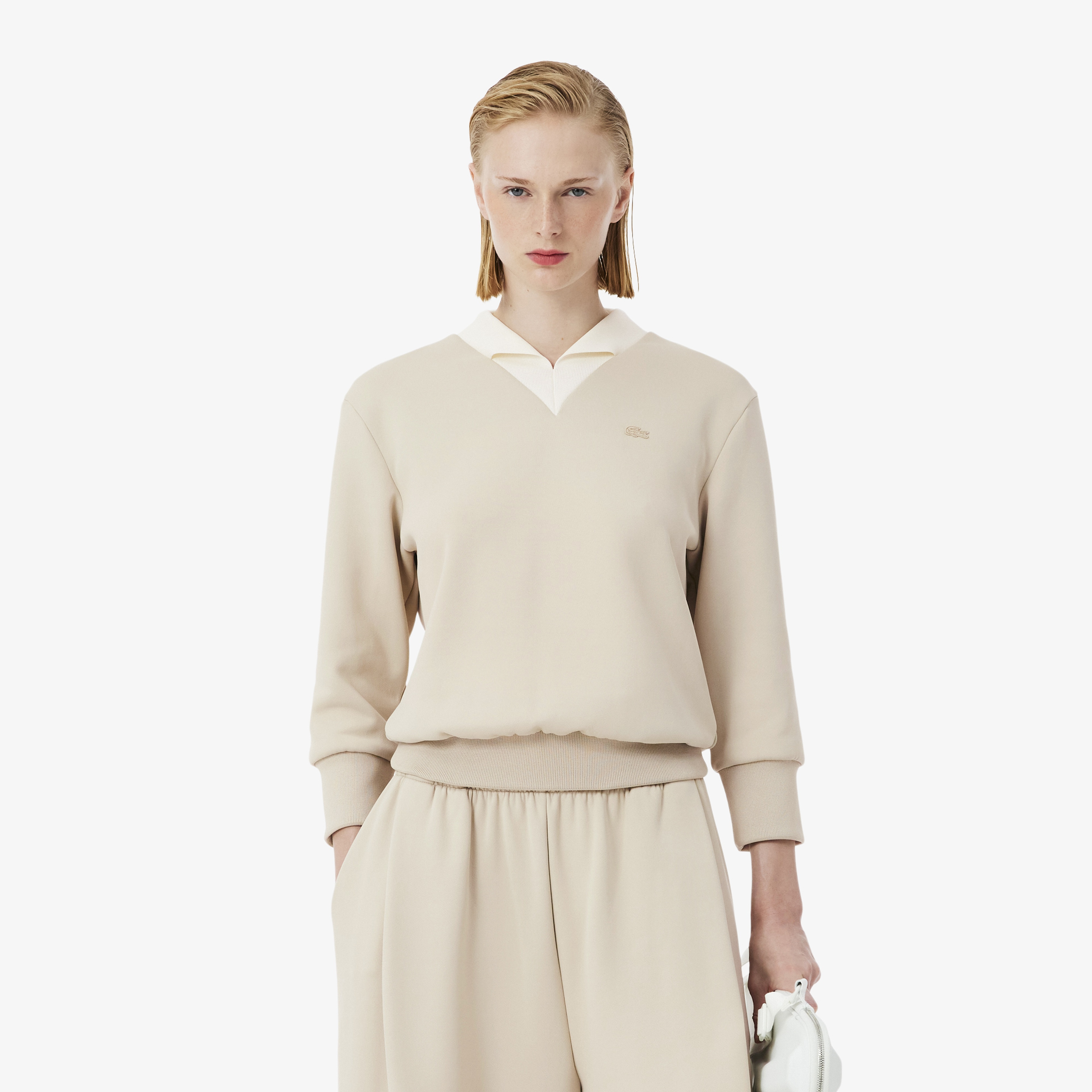 SS26 RUNWAY Kadın Relaxed Fit V Yaka Saten Bej Triko