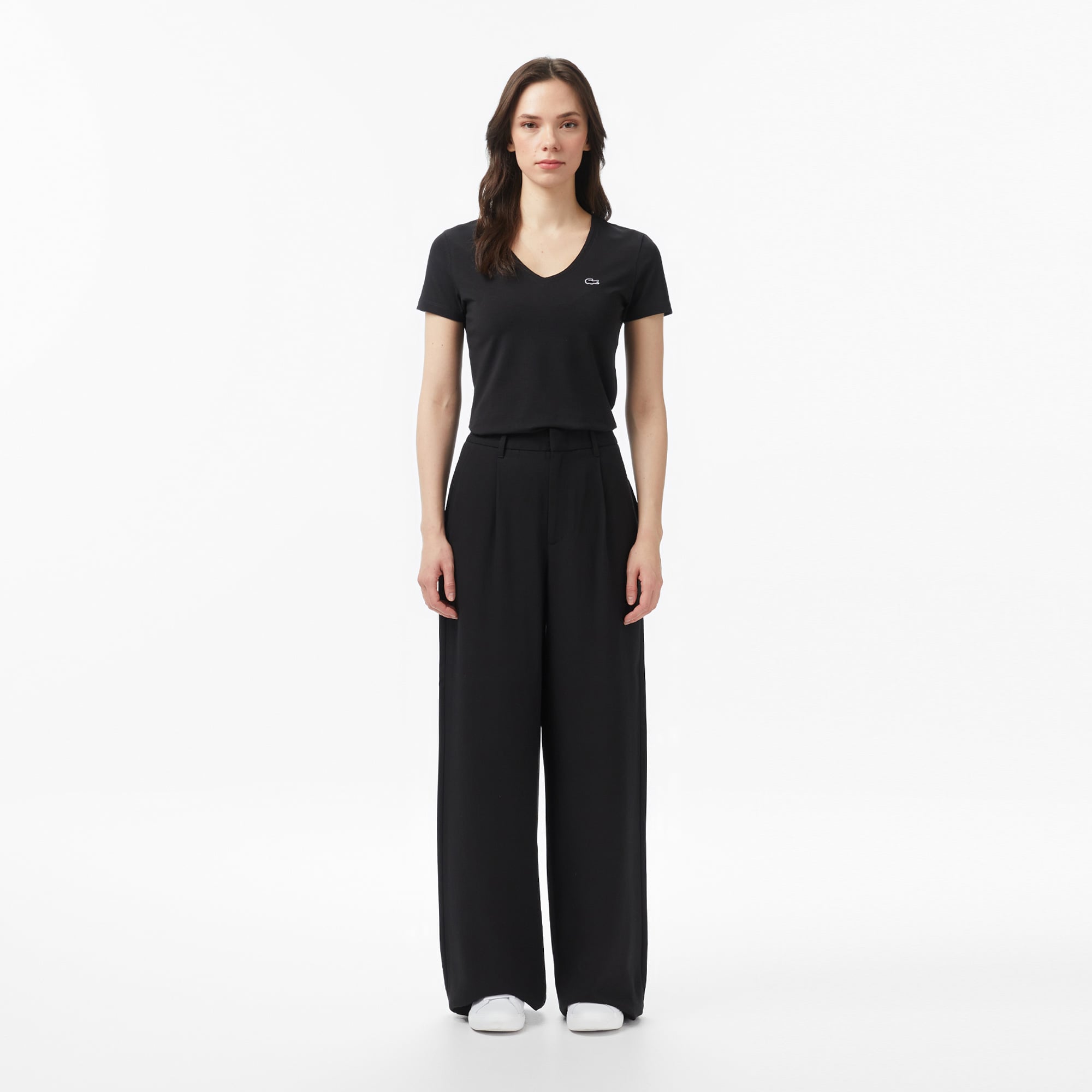 Lacoste Kadın Slim Fit V Yaka Siyah T-Shirt görsel 6