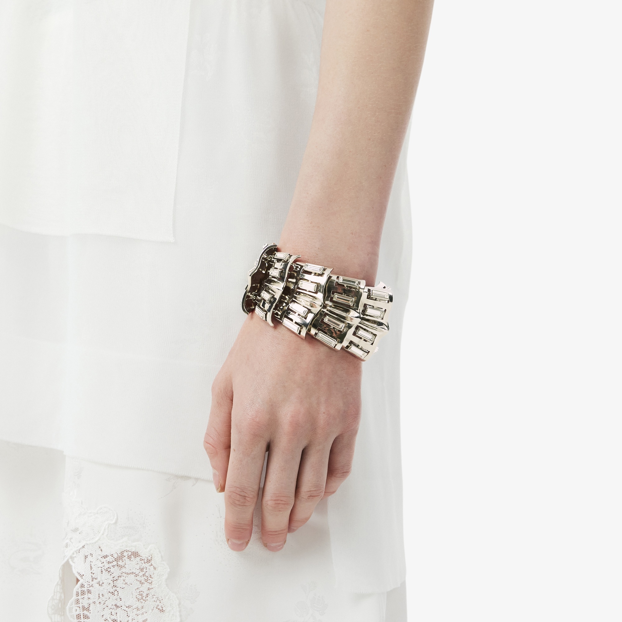 SS26 RUNWAY Kadın Gri Bileklik