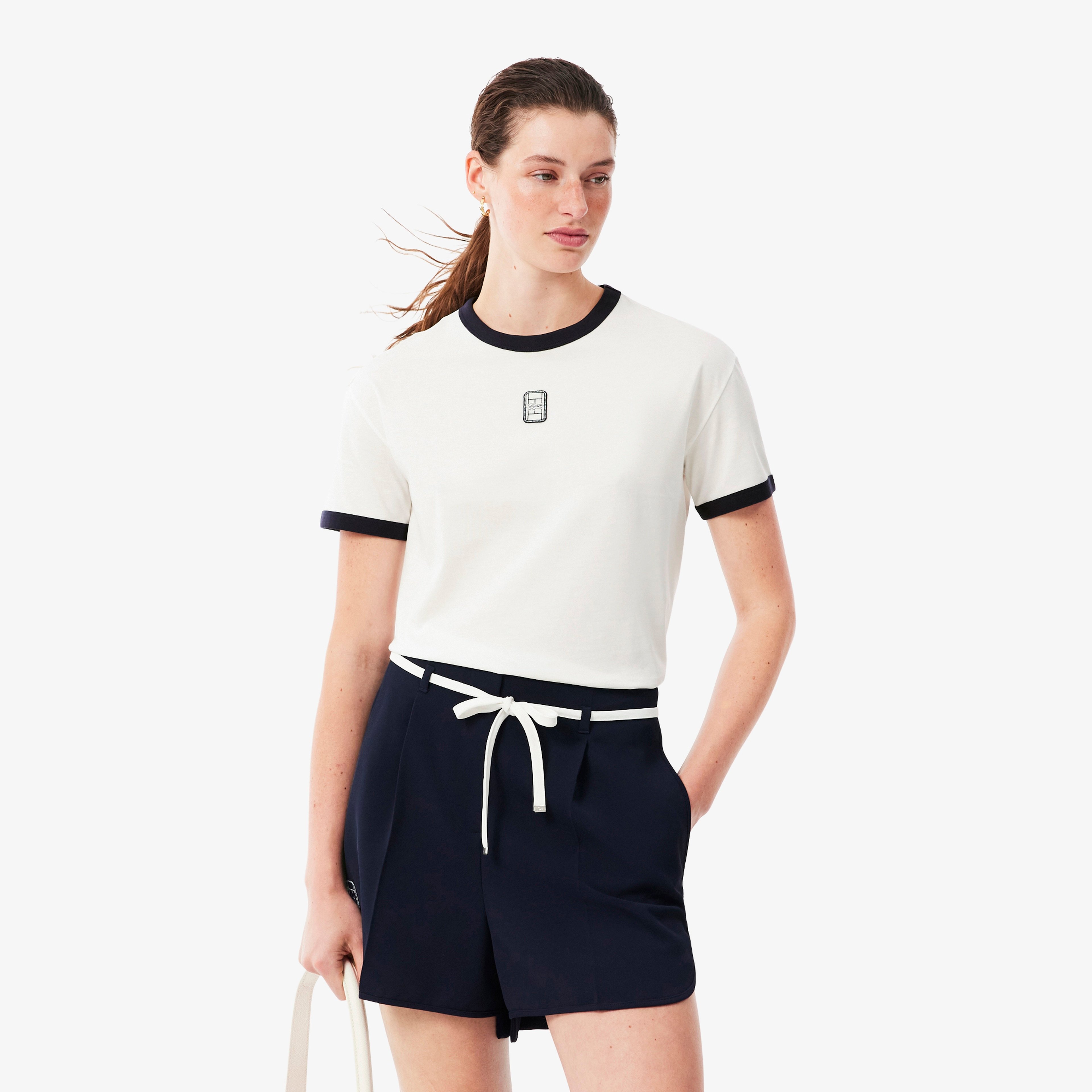 Kadın Relaxed Fit Bisiklet Yaka Beyaz T-Shirt Kadın Relaxed Fit Bisiklet Yaka Beyaz T-Shirt