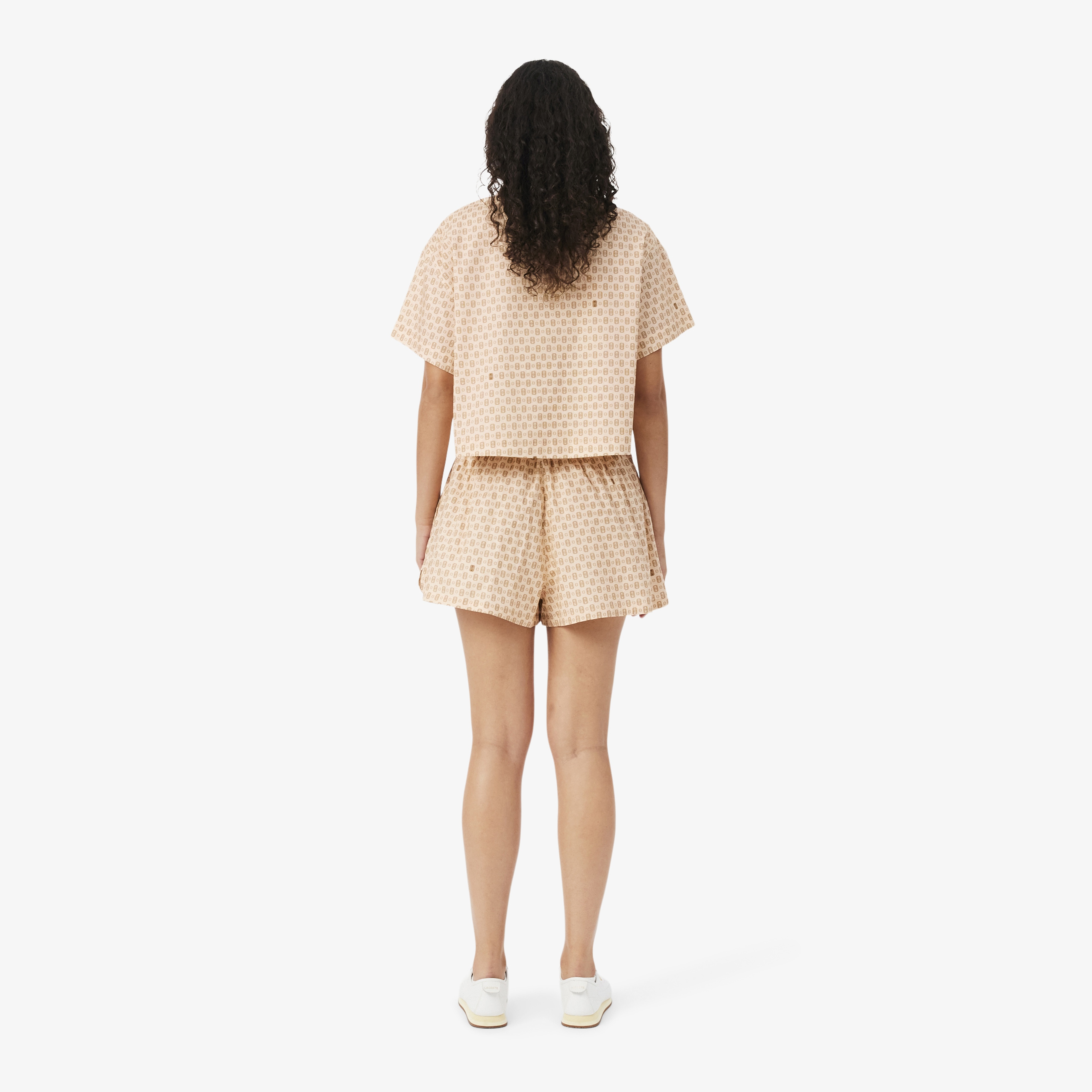 Kadın Oversize Fit Desenli Pembe Şort Kadın Oversize Fit Desenli Pembe Şort