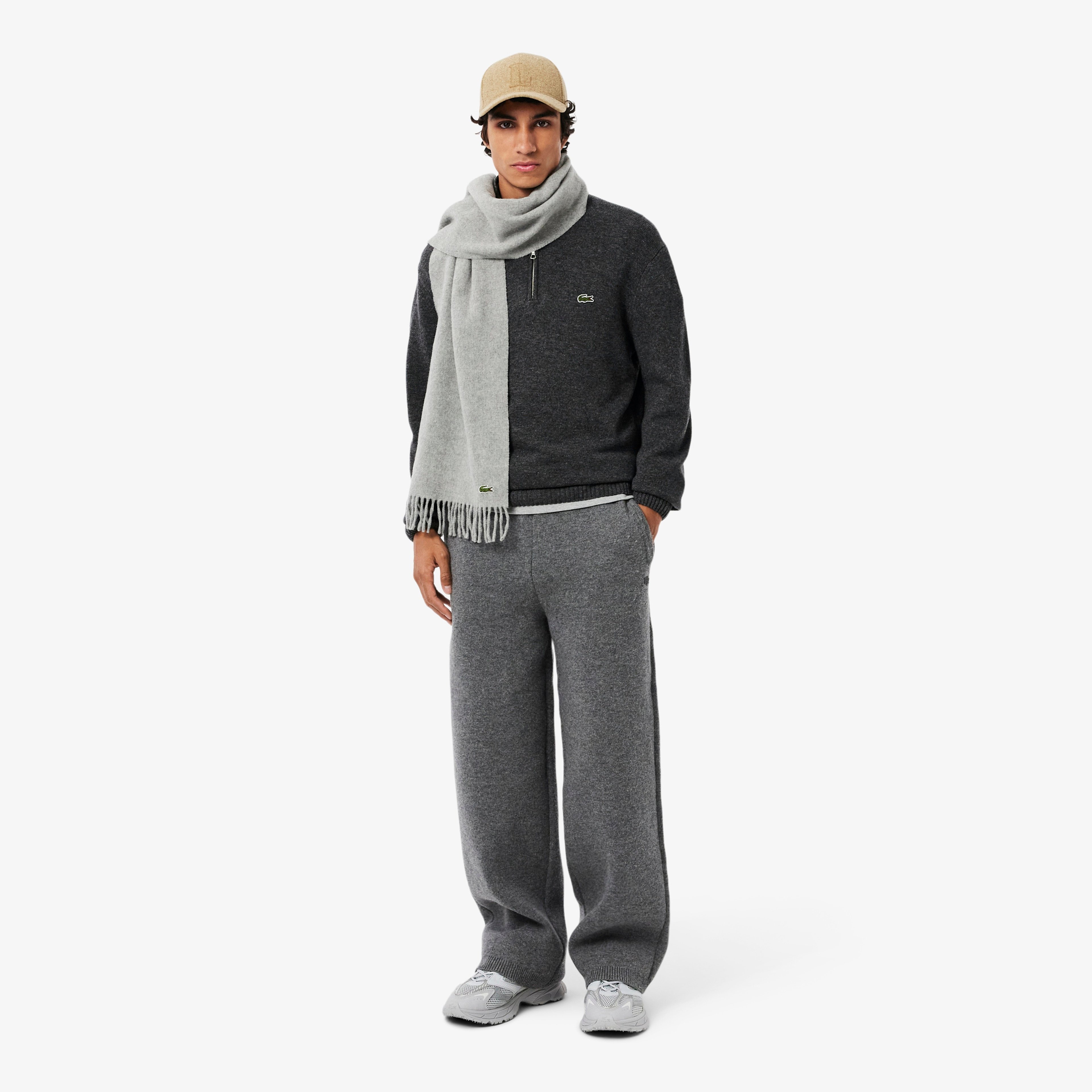 Erkek Classic Fit Yarım Fermuarlı Yün Gri Kazak Erkek Classic Fit Yarım Fermuarlı Yün Gri Kazak
