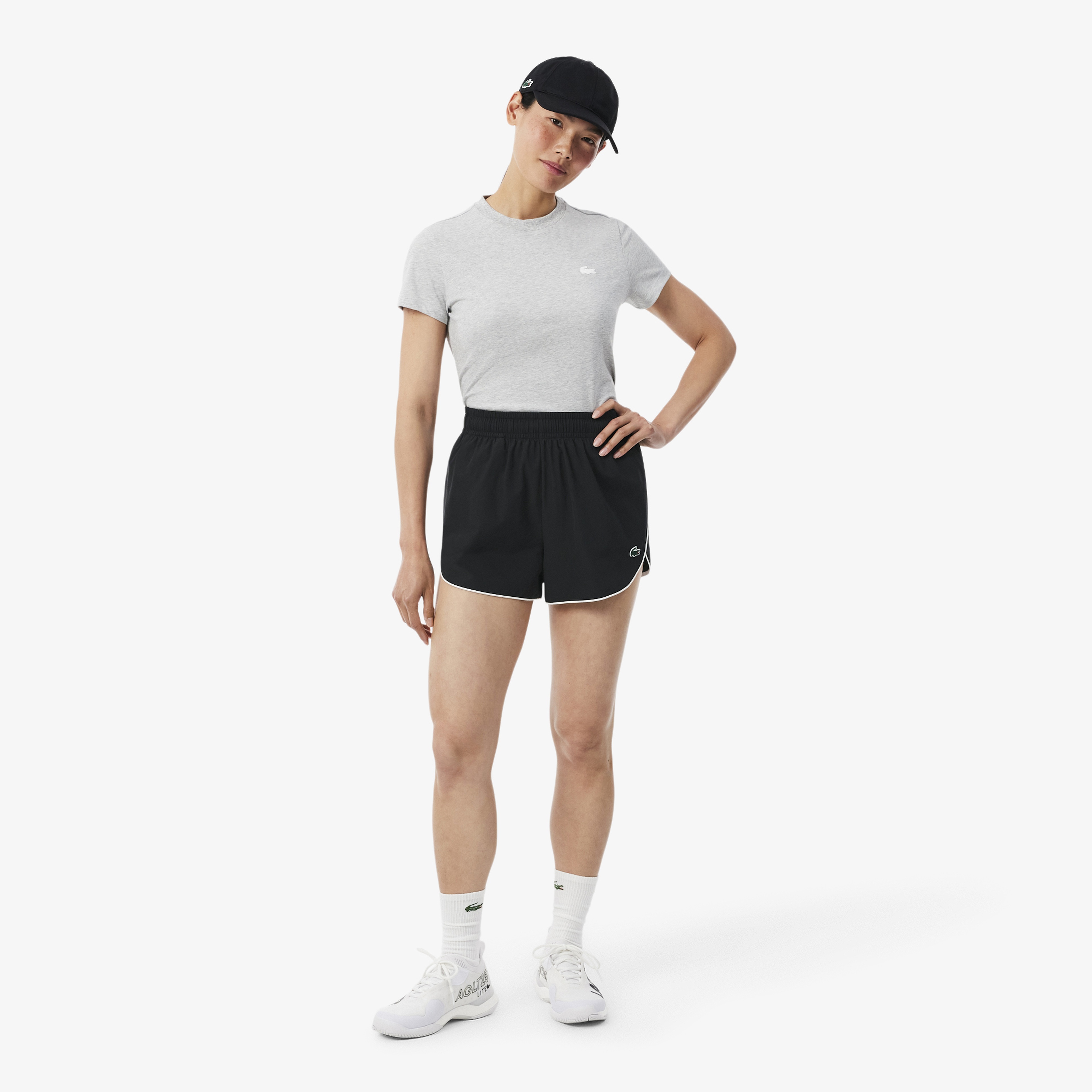 SPORT Kadın Relaxed Fit Siyah Şort SPORT Kadın Relaxed Fit Siyah Şort