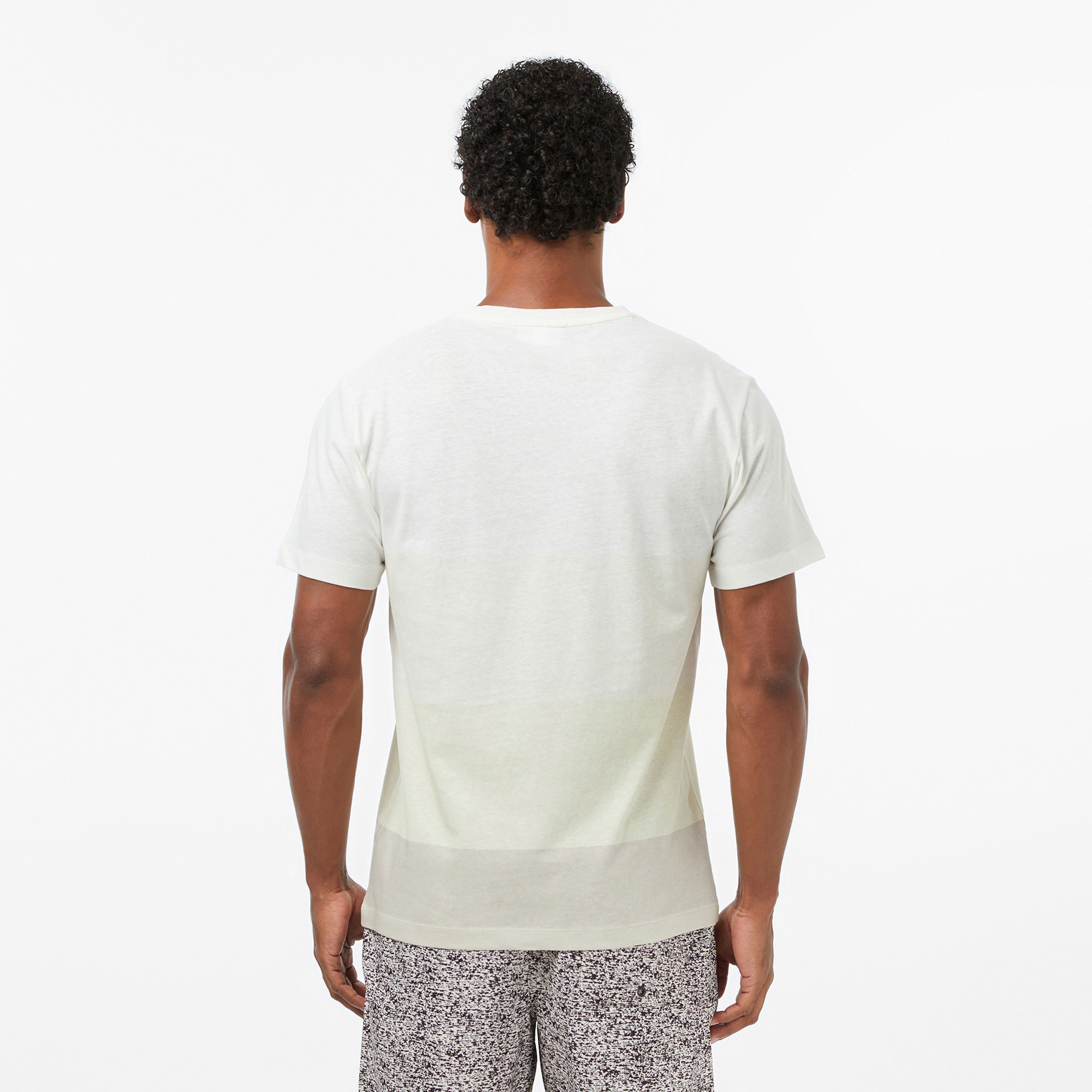 Erkek Regular Fit Bisiklet Yaka Renk Bloklu Bej T-Shirt Erkek Regular Fit Bisiklet Yaka Renk Bloklu Bej T-Shirt