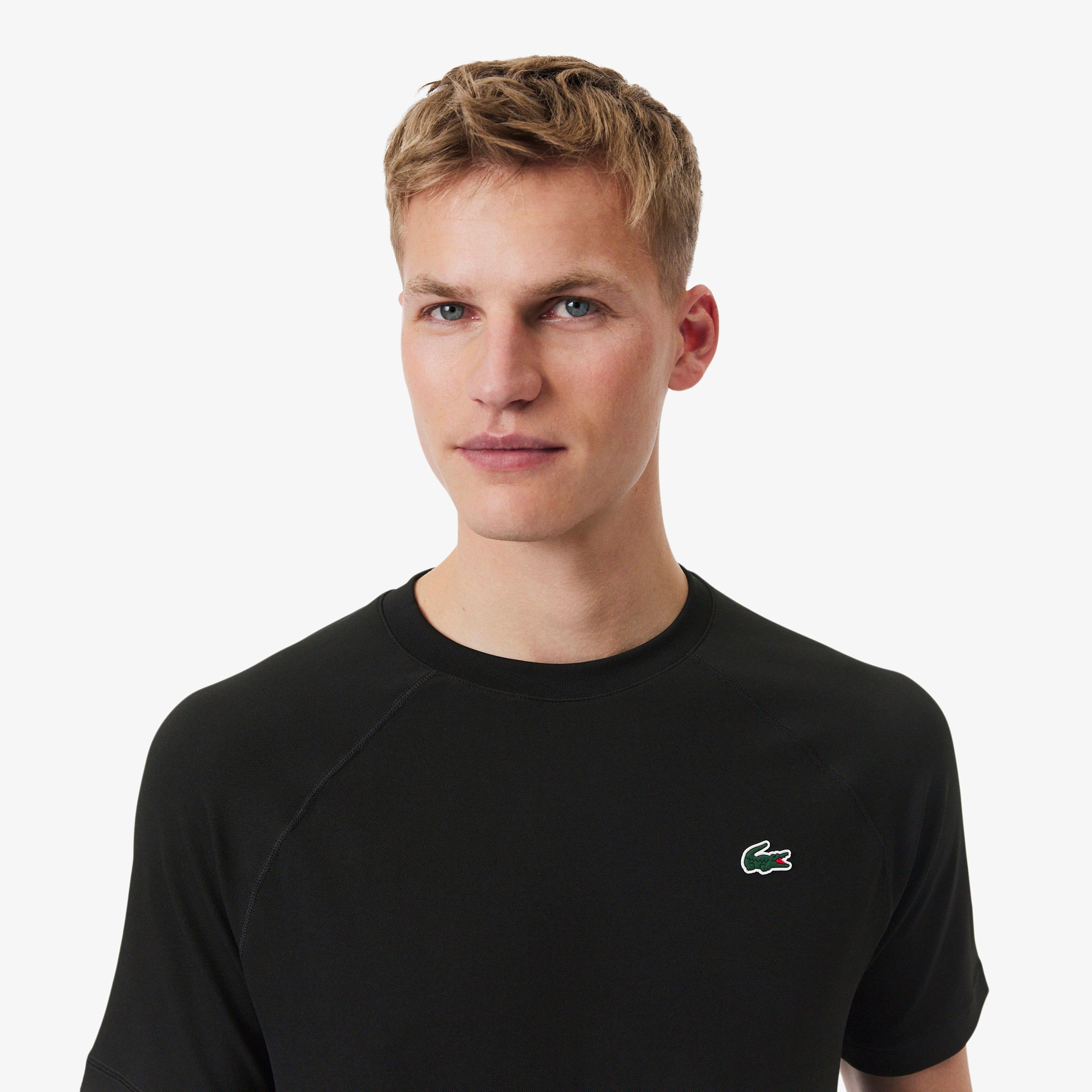 Erkek Regular Fit Bisiklet Yaka Siyah T-Shirt Erkek Regular Fit Bisiklet Yaka Siyah T-Shirt