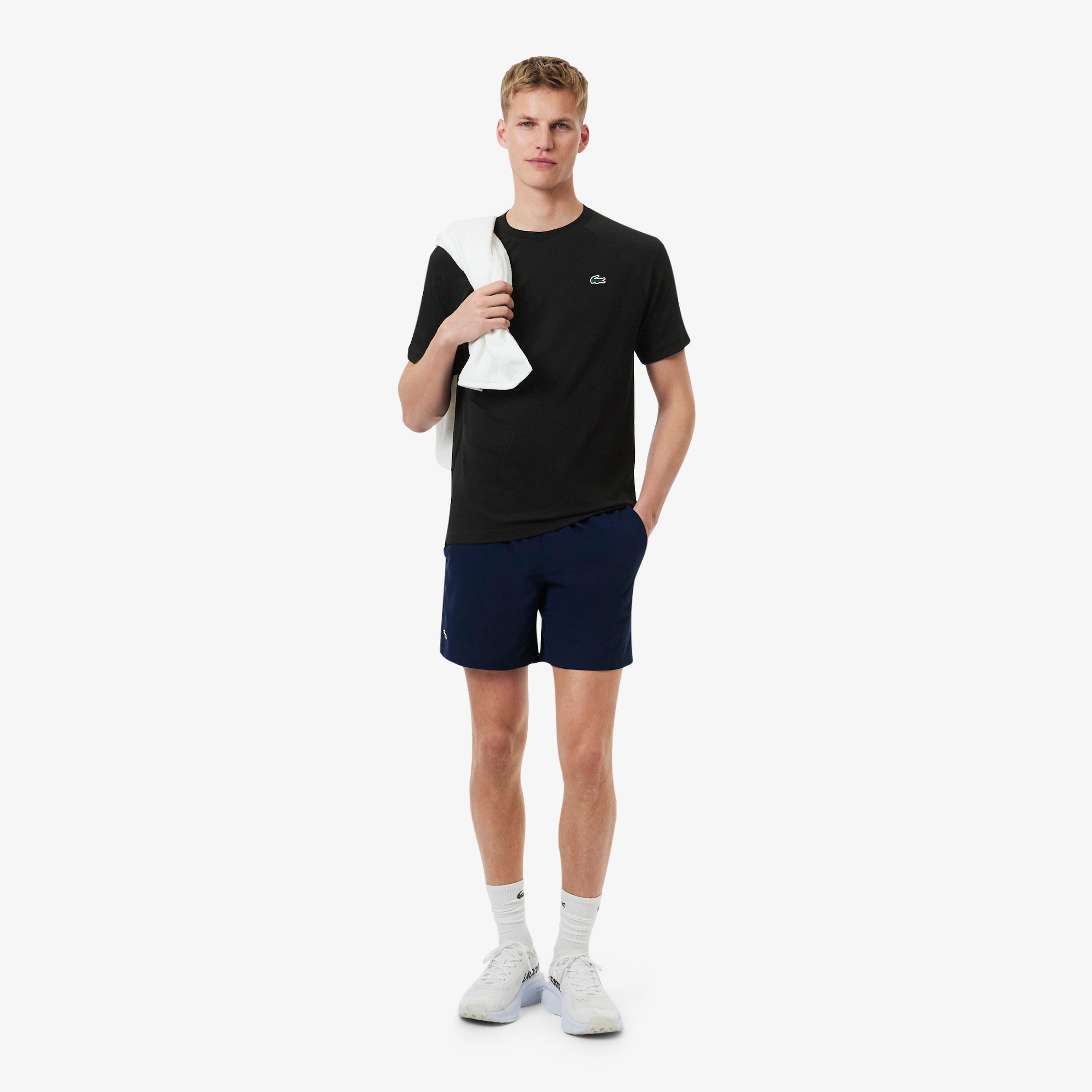 Erkek Regular Fit Bisiklet Yaka Siyah T-Shirt Erkek Regular Fit Bisiklet Yaka Siyah T-Shirt