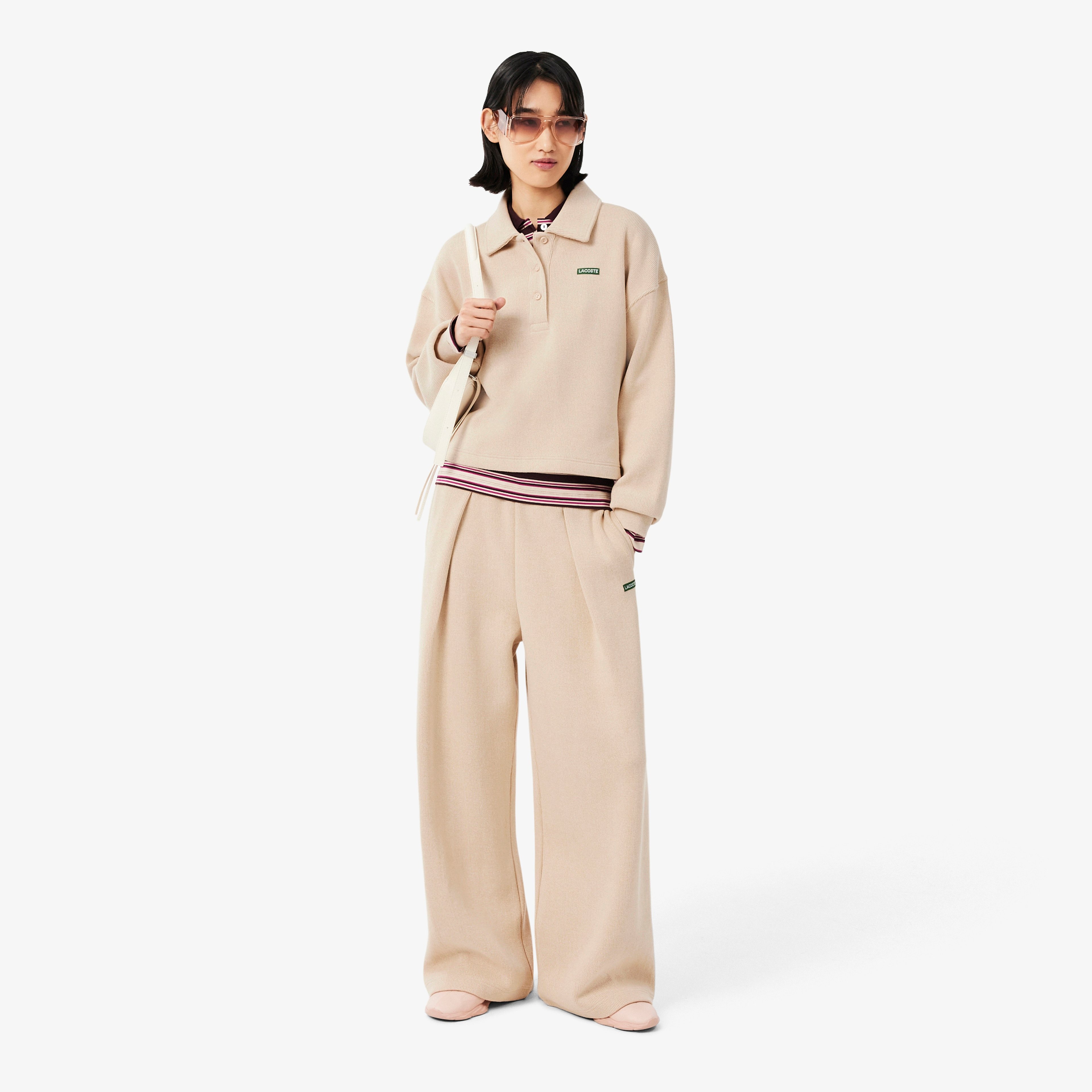 Kadın Flare Fit Bej Eşofman Altı Kadın Flare Fit Bej Eşofman Altı