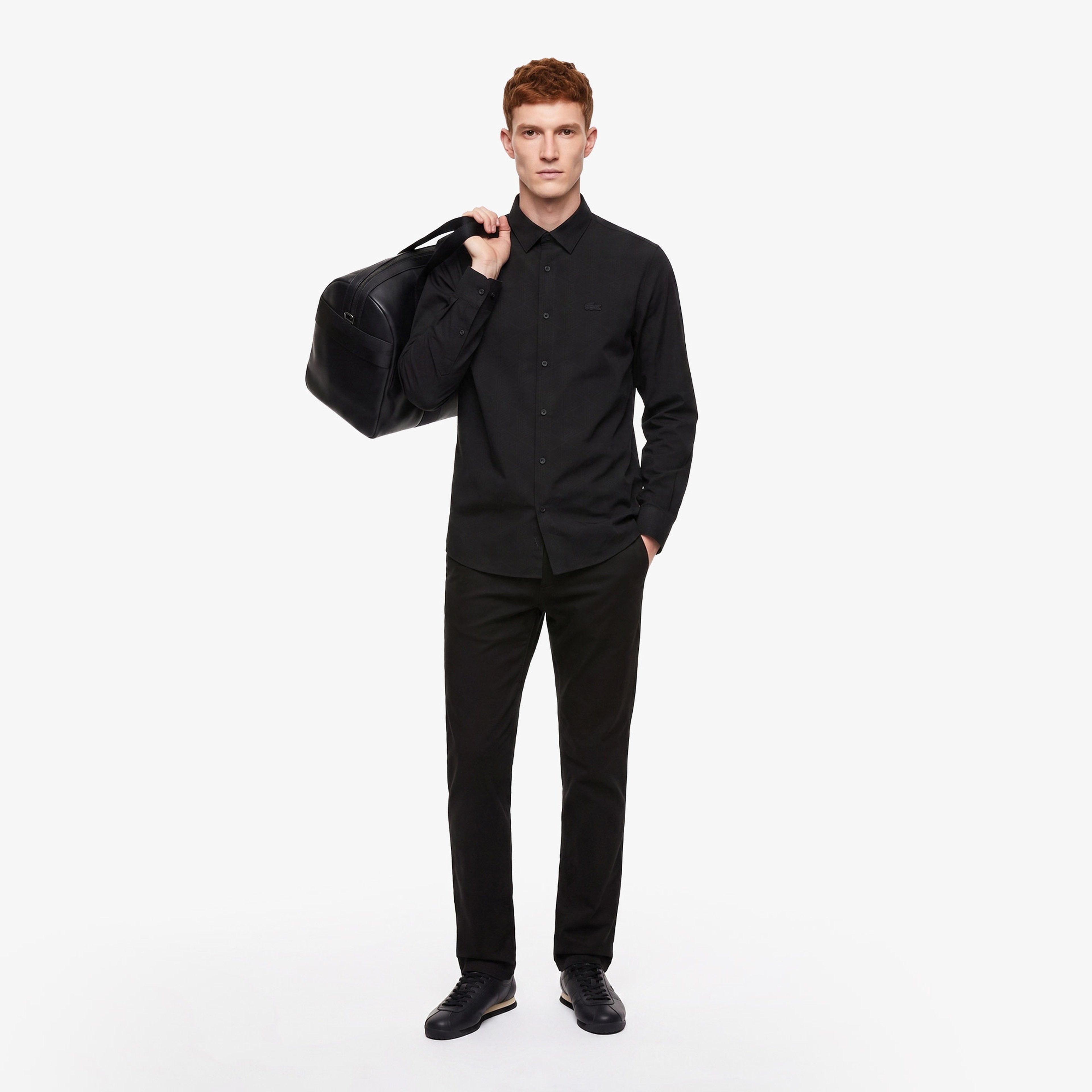 Erkek Slim Fit Düğmeli Yaka Siyah Gömlek Erkek Slim Fit Düğmeli Yaka Siyah Gömlek