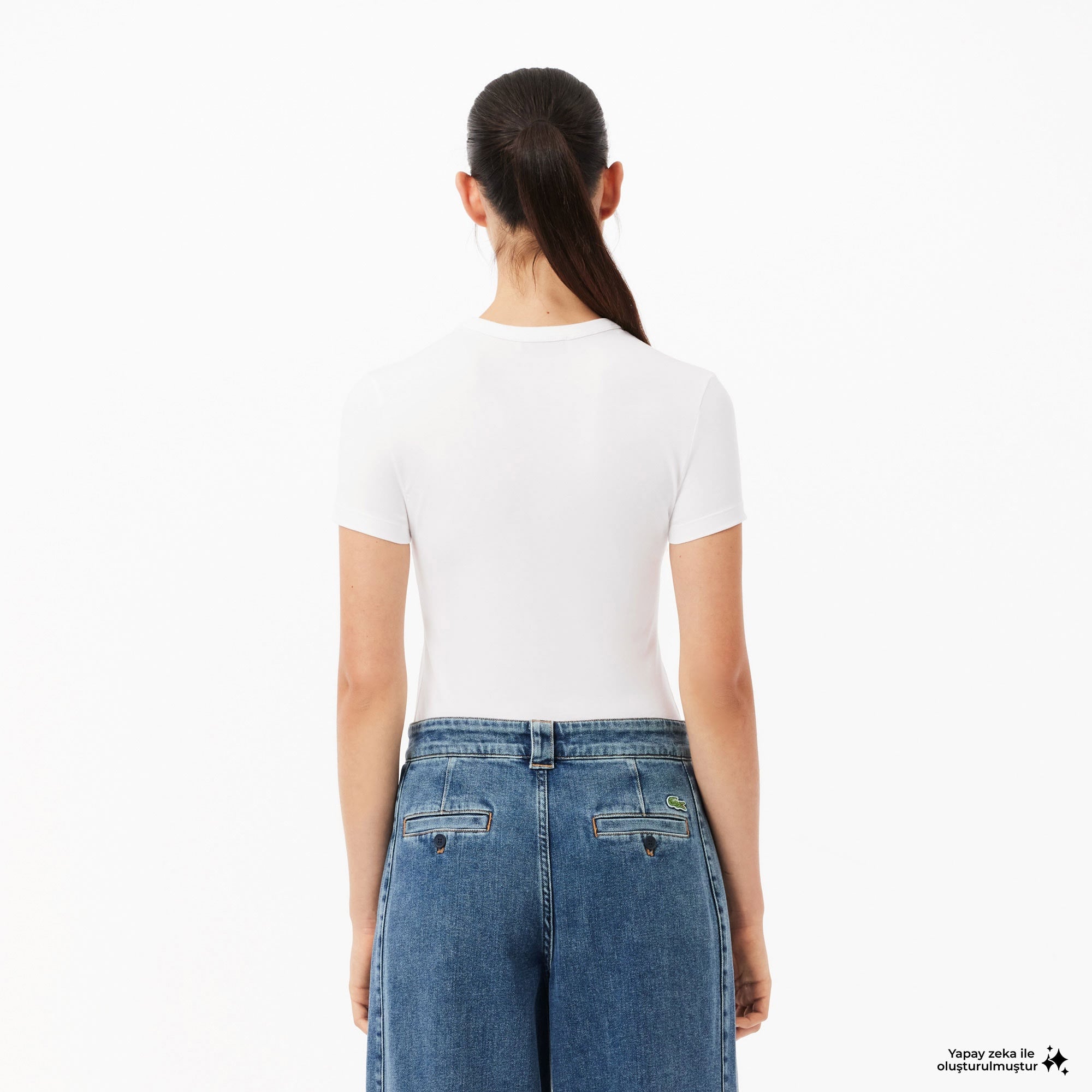 Kadın Slim Fit Bisiklet Yaka Beyaz T-Shirt