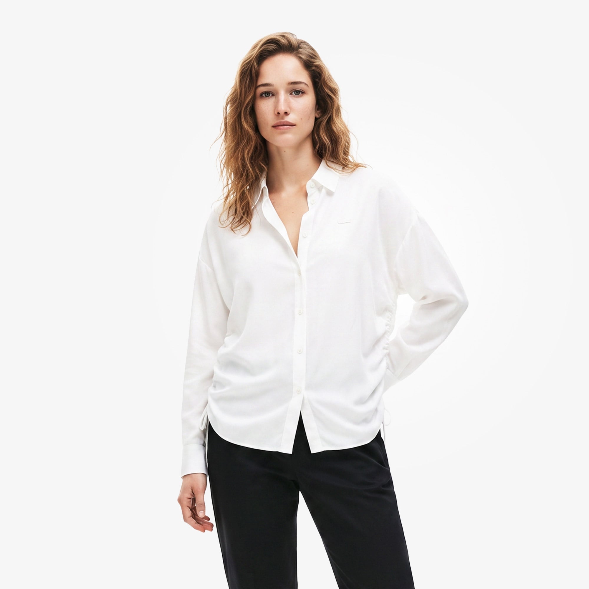 Kadın Relaxed Fit Beyaz Gömlek