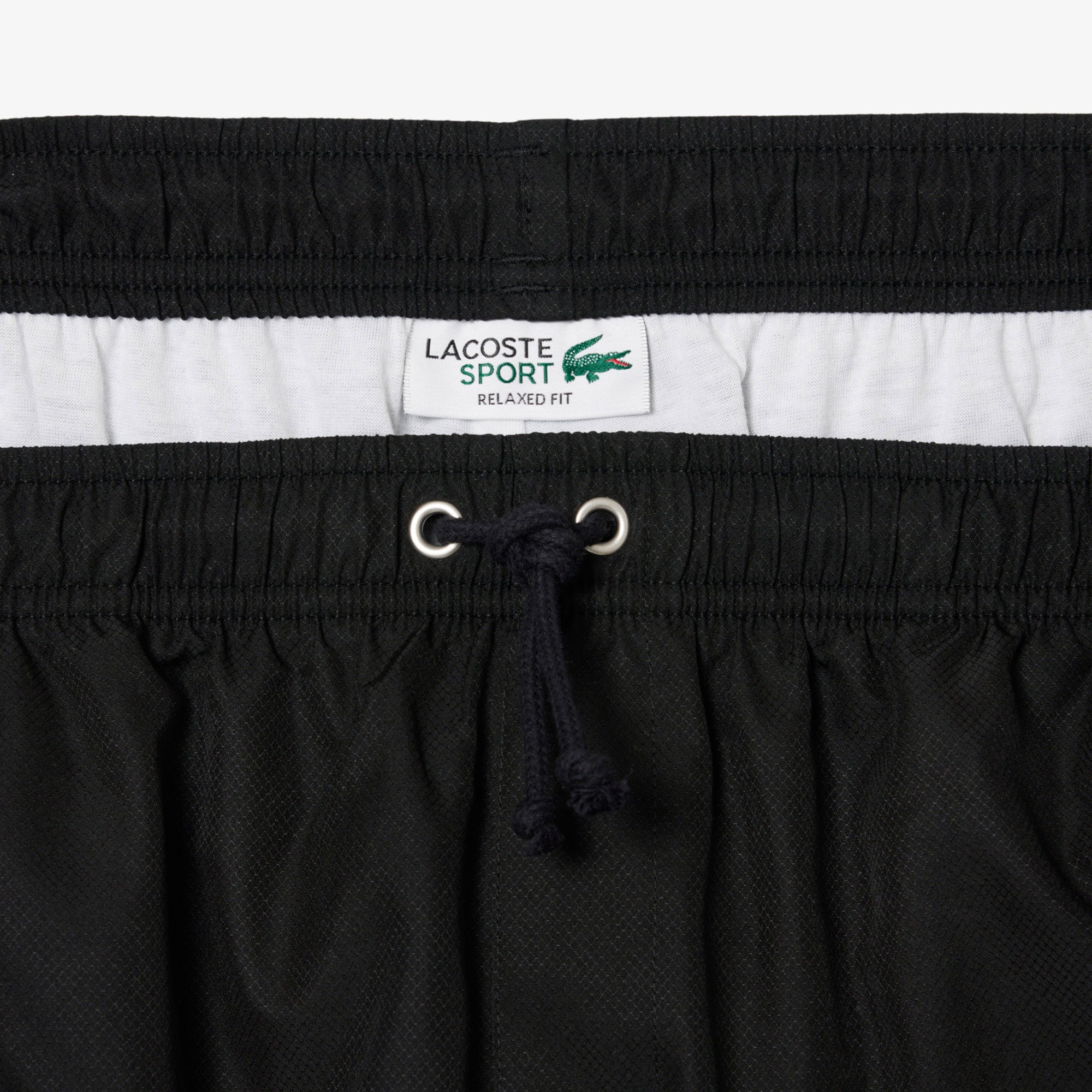 Lacoste Erkek Classic Fit Siyah Şort görsel 8